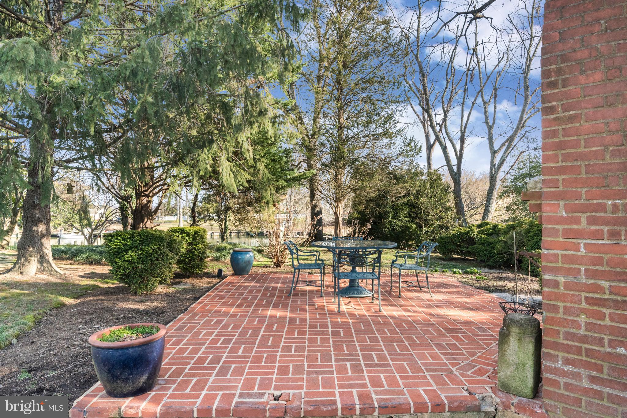 GALESVILLE ESTATES - Residential