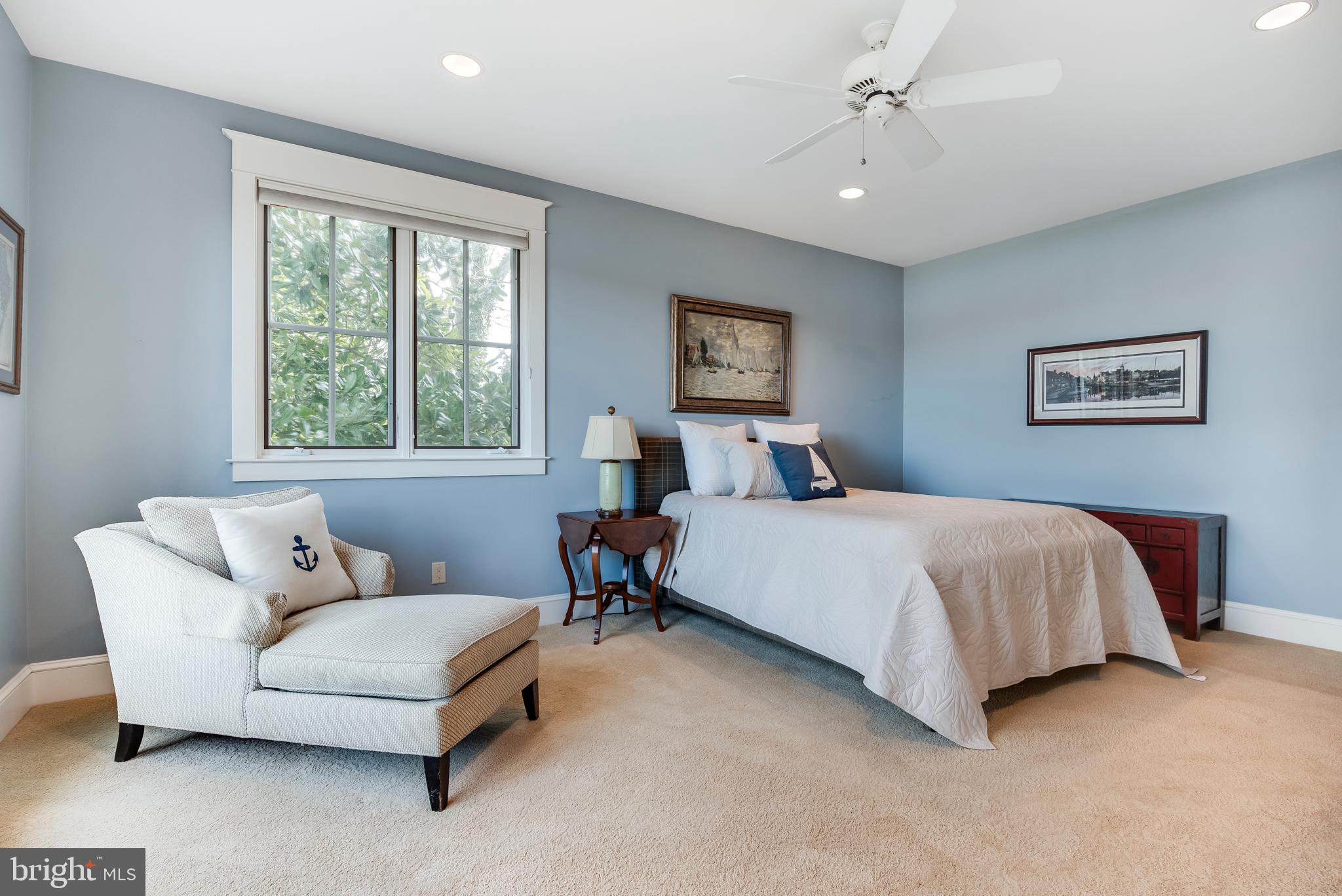 GALESVILLE ESTATES - Residential