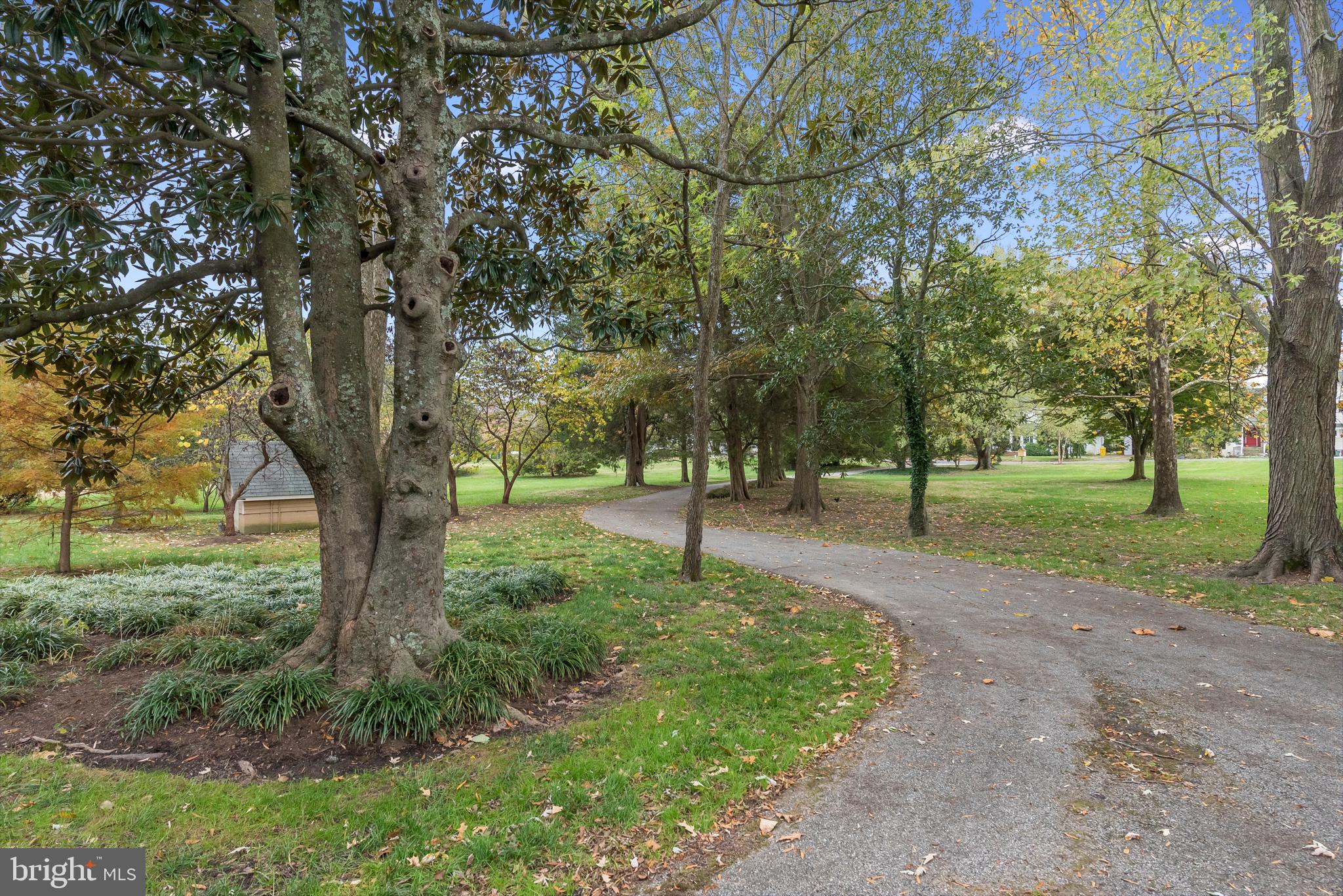 GALESVILLE ESTATES - Residential