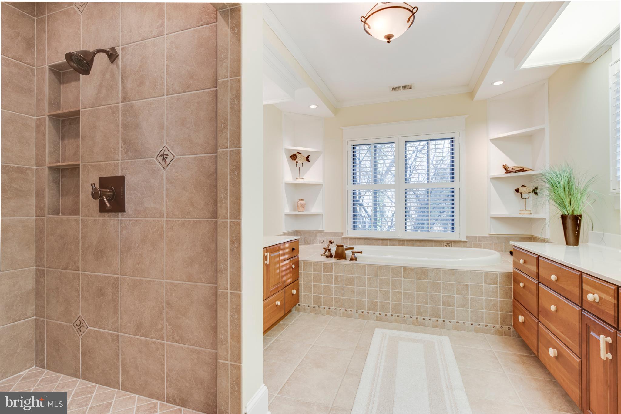 GALESVILLE ESTATES - Residential