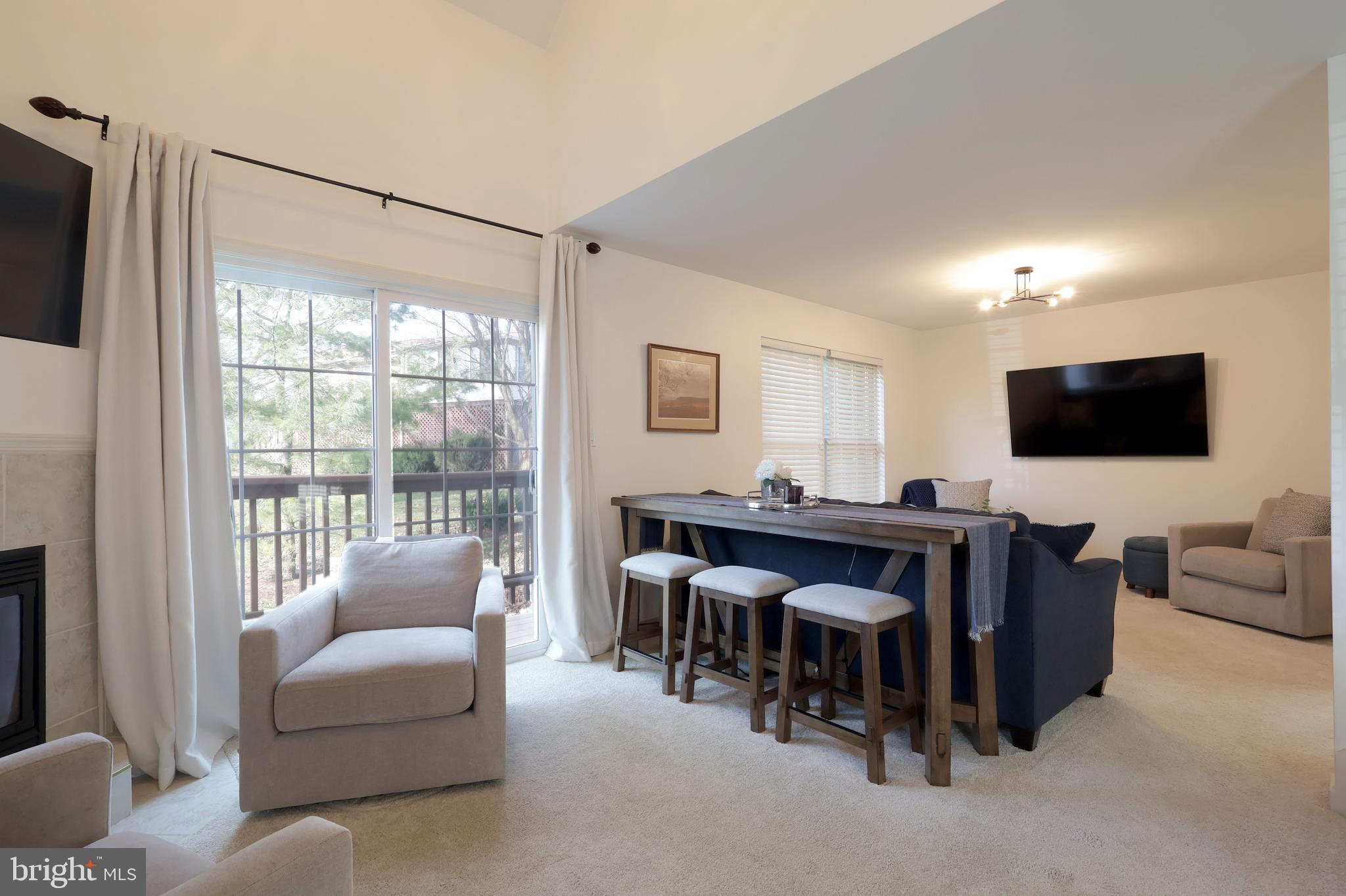 GOLDEN ORCHARDS - Residential