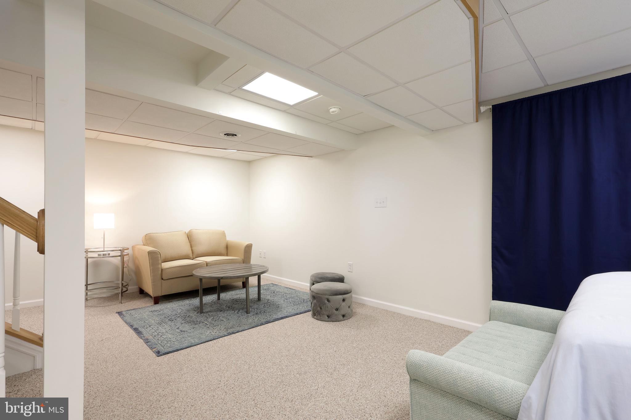 GOLDEN ORCHARDS - Residential