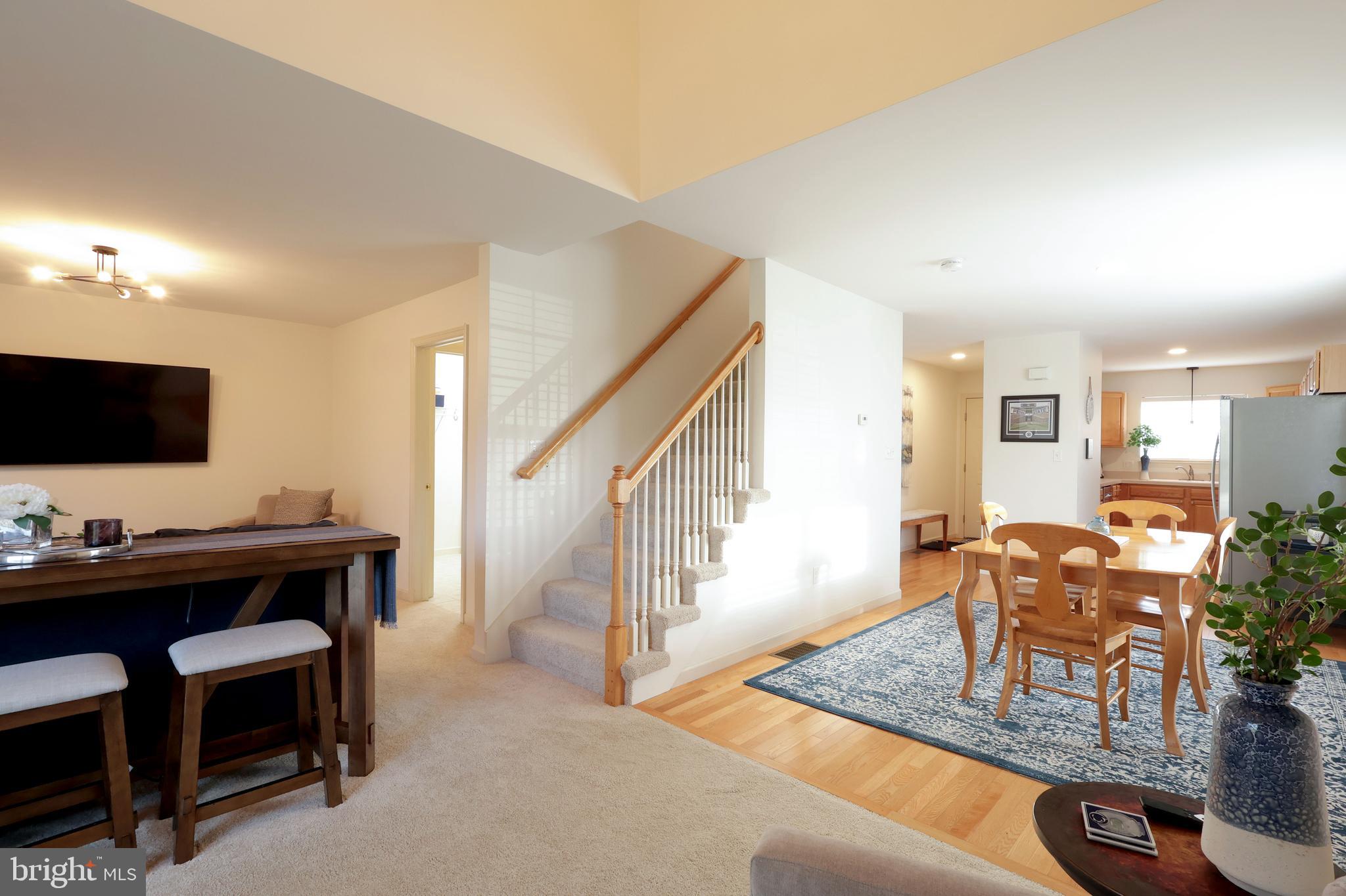 GOLDEN ORCHARDS - Residential