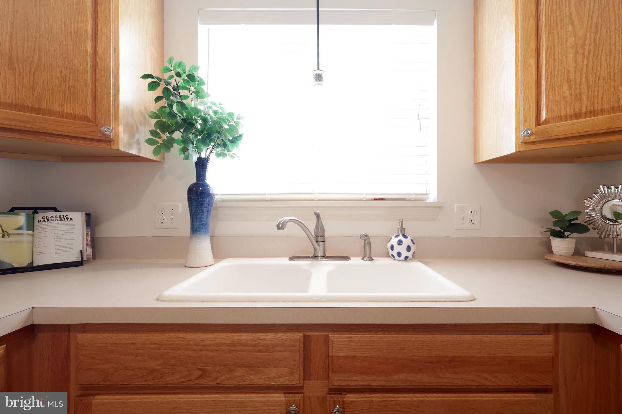 GOLDEN ORCHARDS - Residential