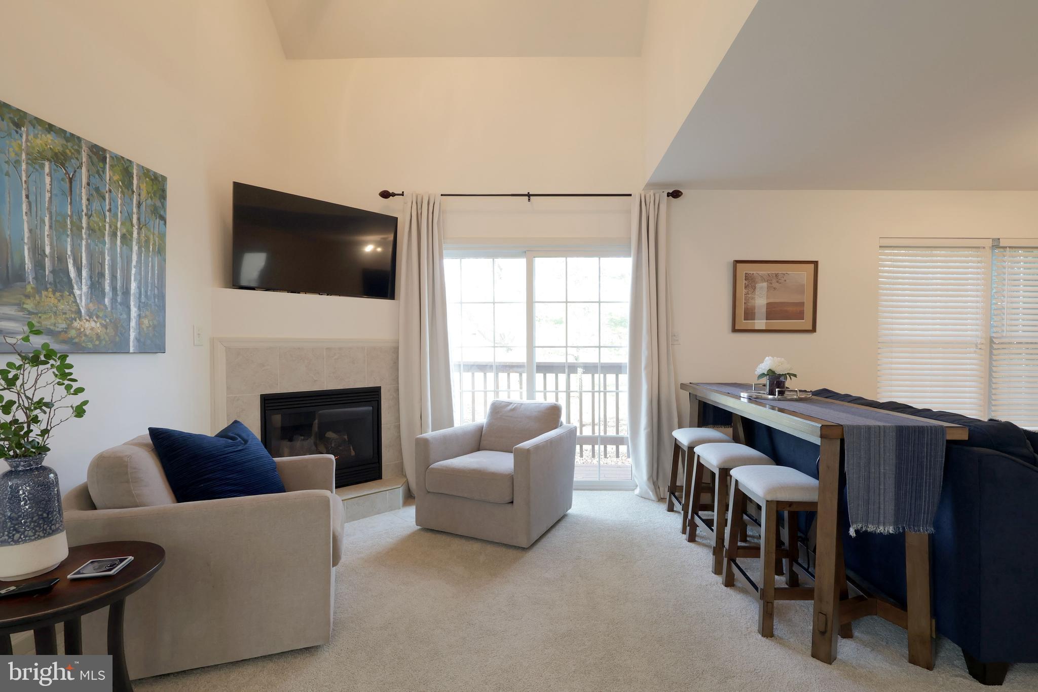 GOLDEN ORCHARDS - Residential