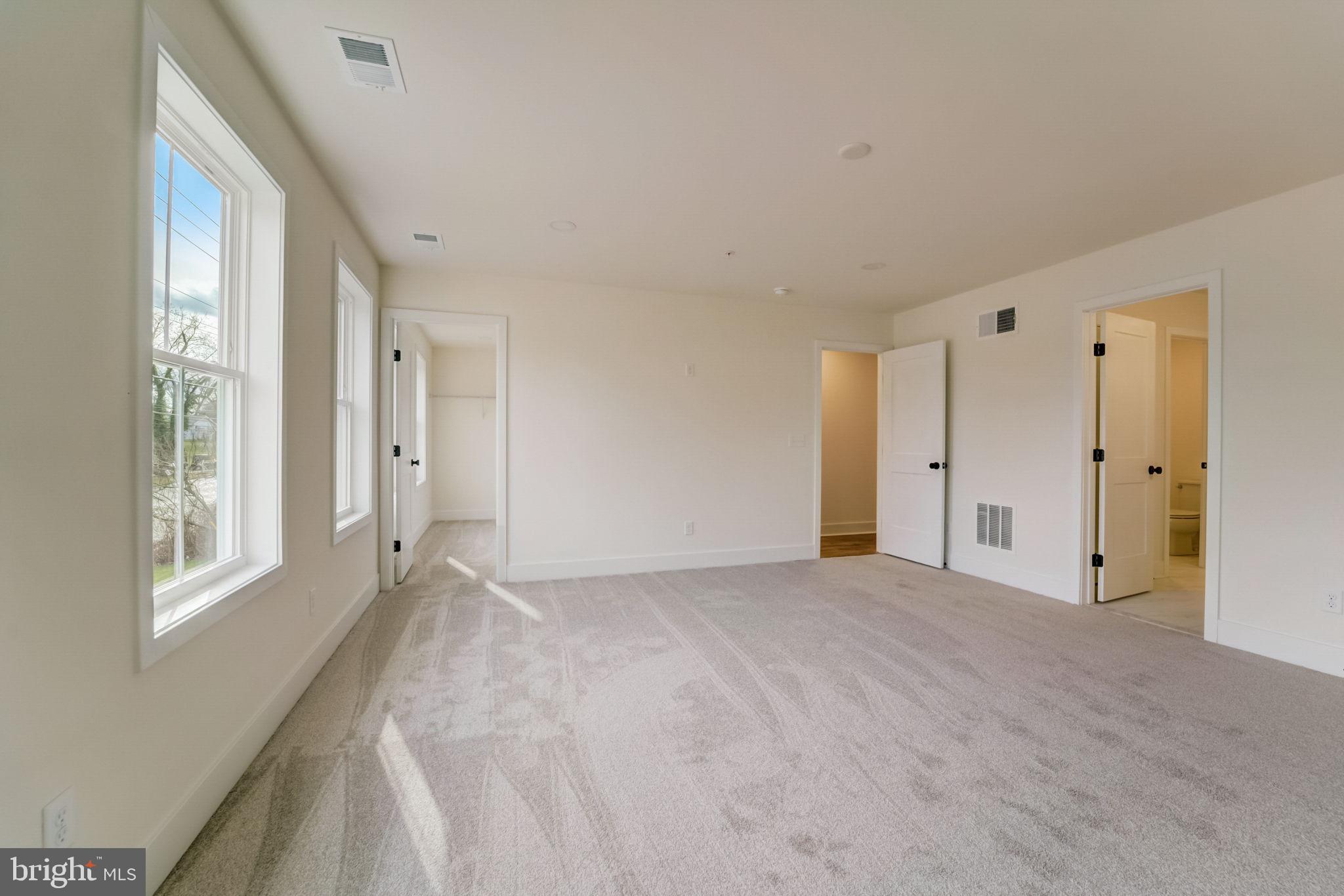 JACOBSVILLE - Residential