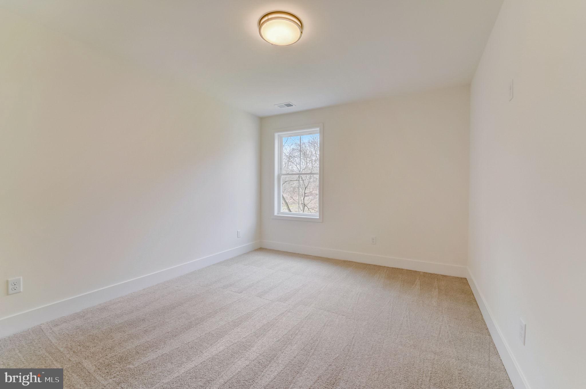 JACOBSVILLE - Residential