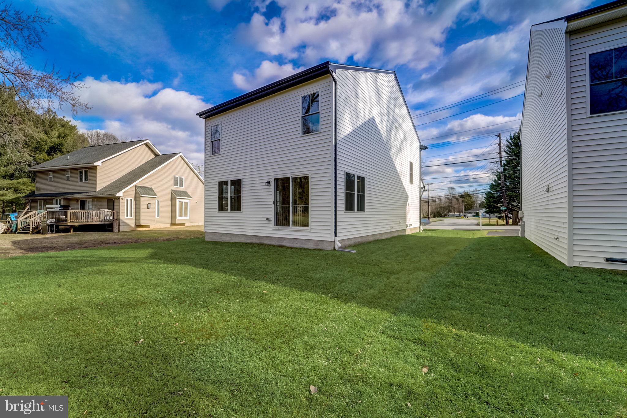 JACOBSVILLE - Residential