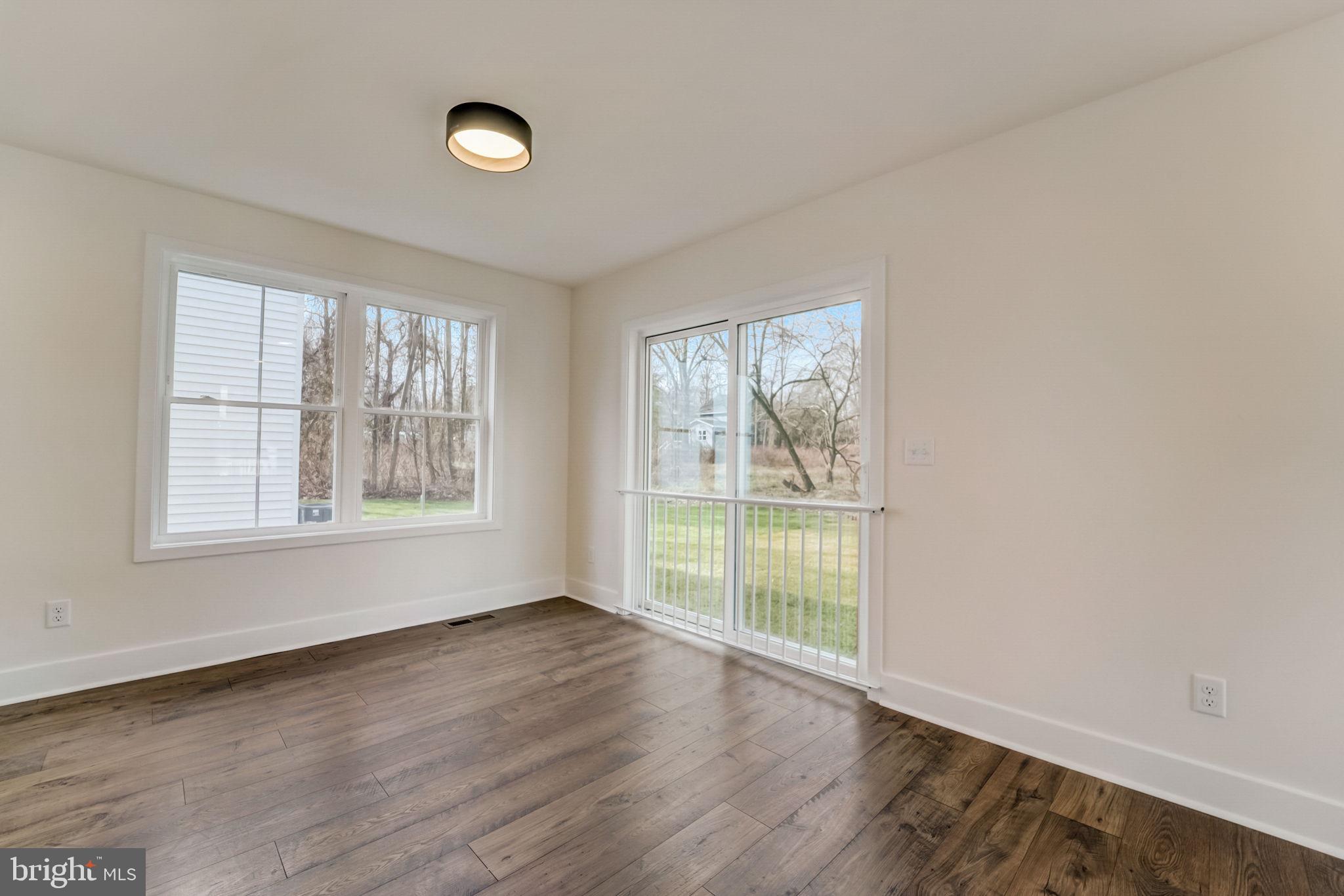 JACOBSVILLE - Residential