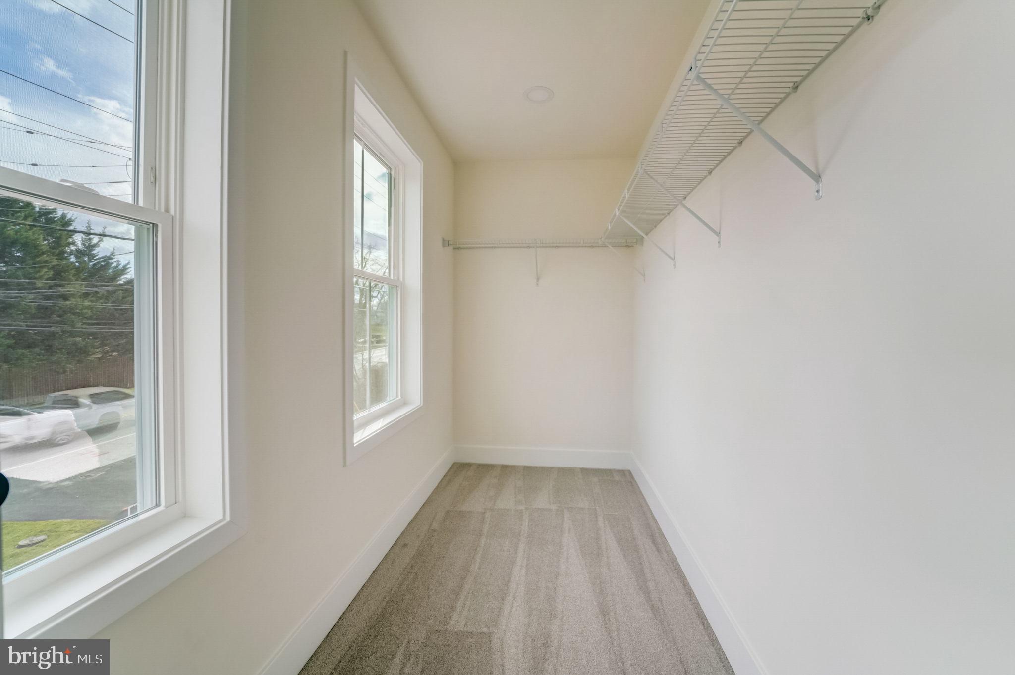 JACOBSVILLE - Residential