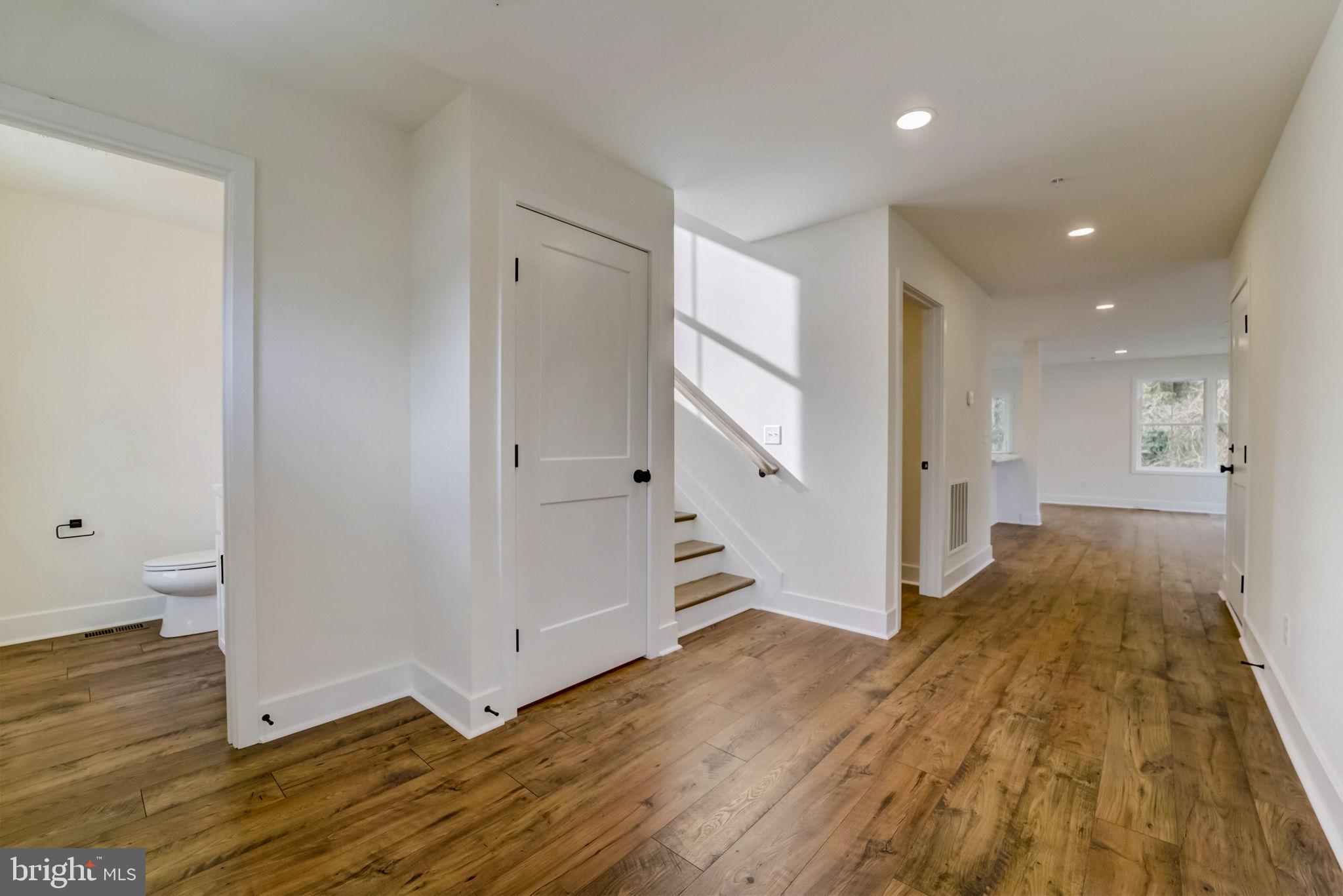 JACOBSVILLE - Residential