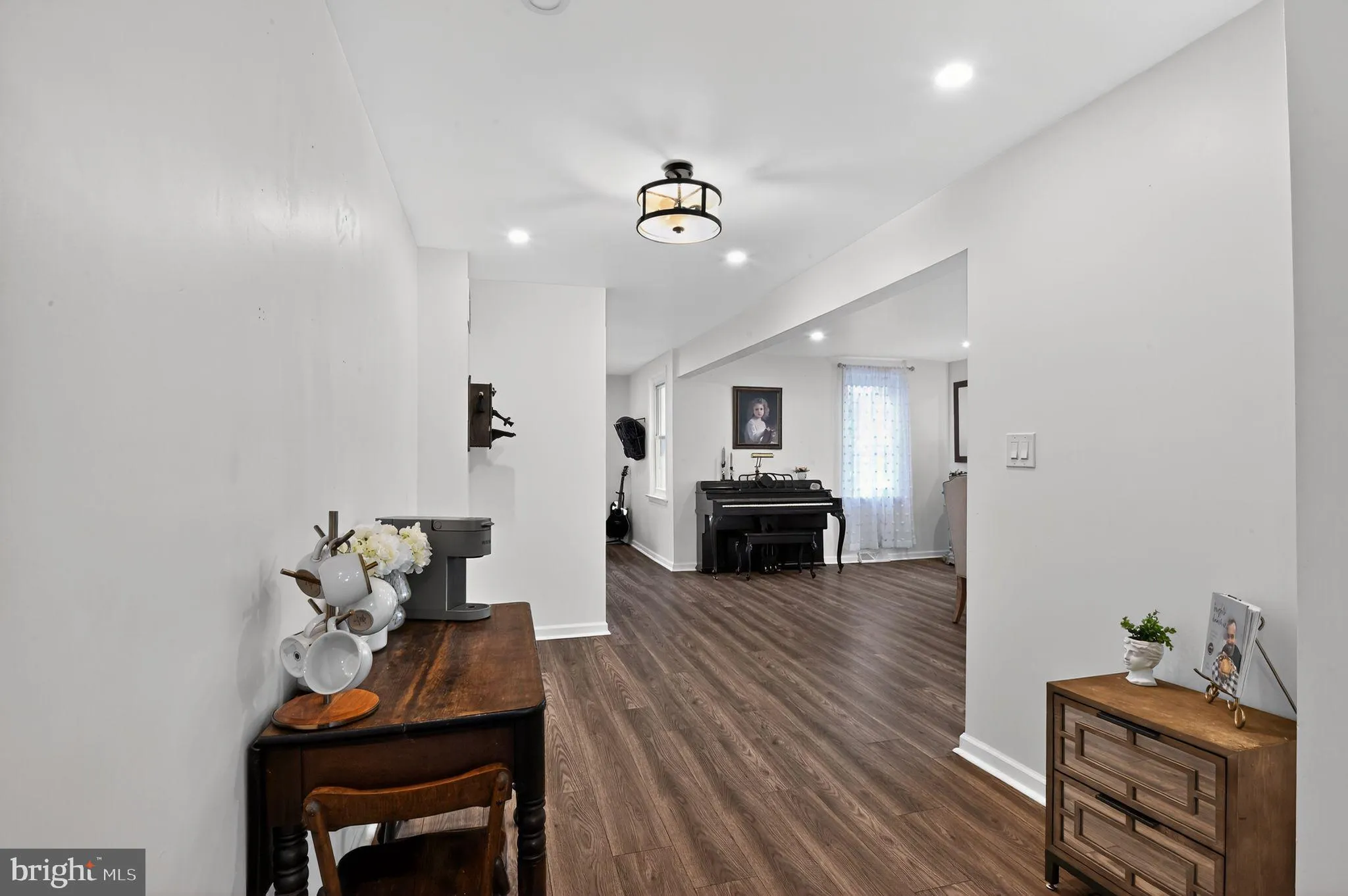 Williamstown, New Jersey 08094, United States, 4 Bedrooms Bedrooms, ,3 BathroomsBathrooms,Residential,Active,248677