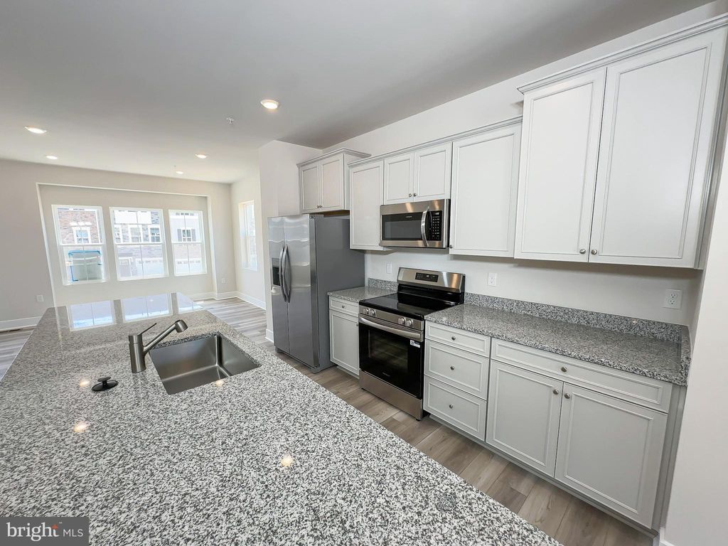Photo of 10527 Cobbler Place, WHITE PLAINS, MD 20695 (MLS # MDCH2055506)