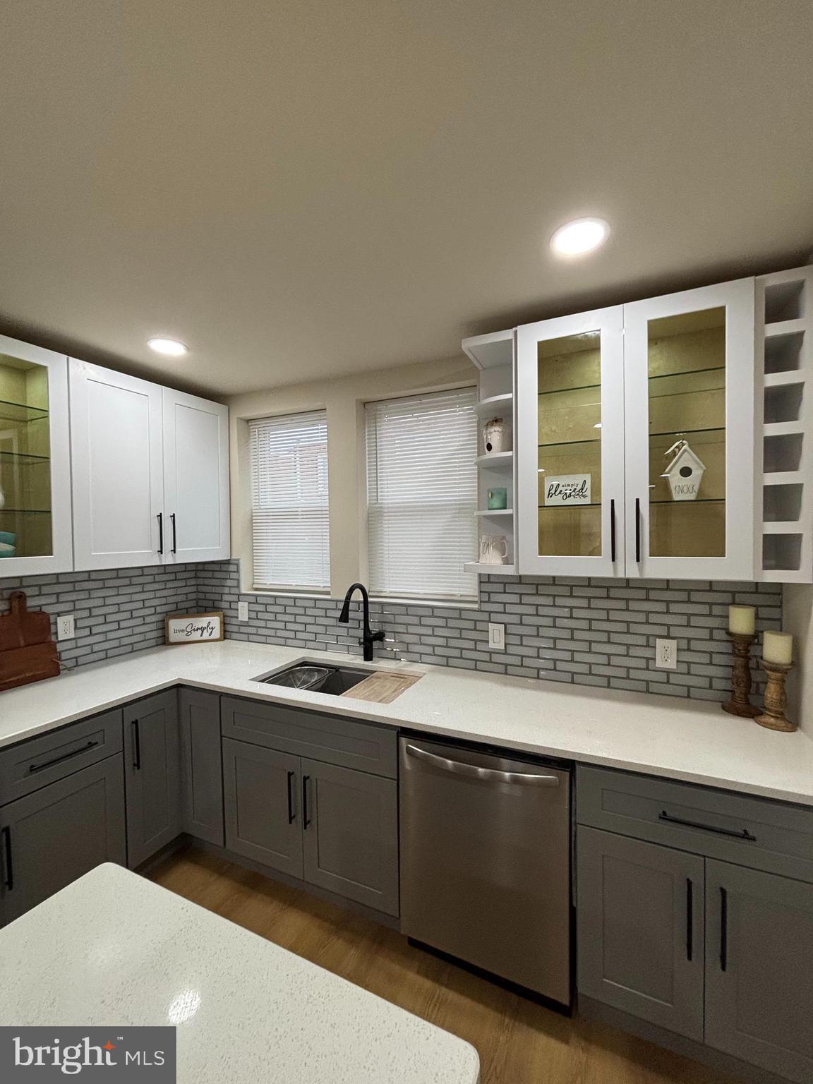 WEST OAK LANE - Residential