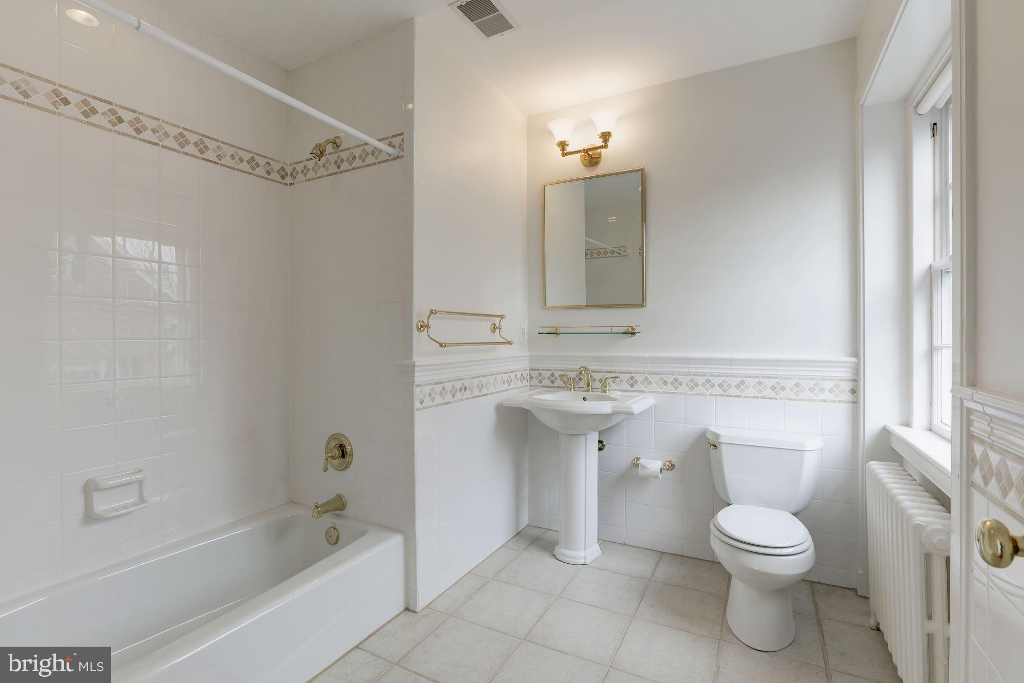 MASSACHUSETTS AVENUE HEIGHTS - Residential