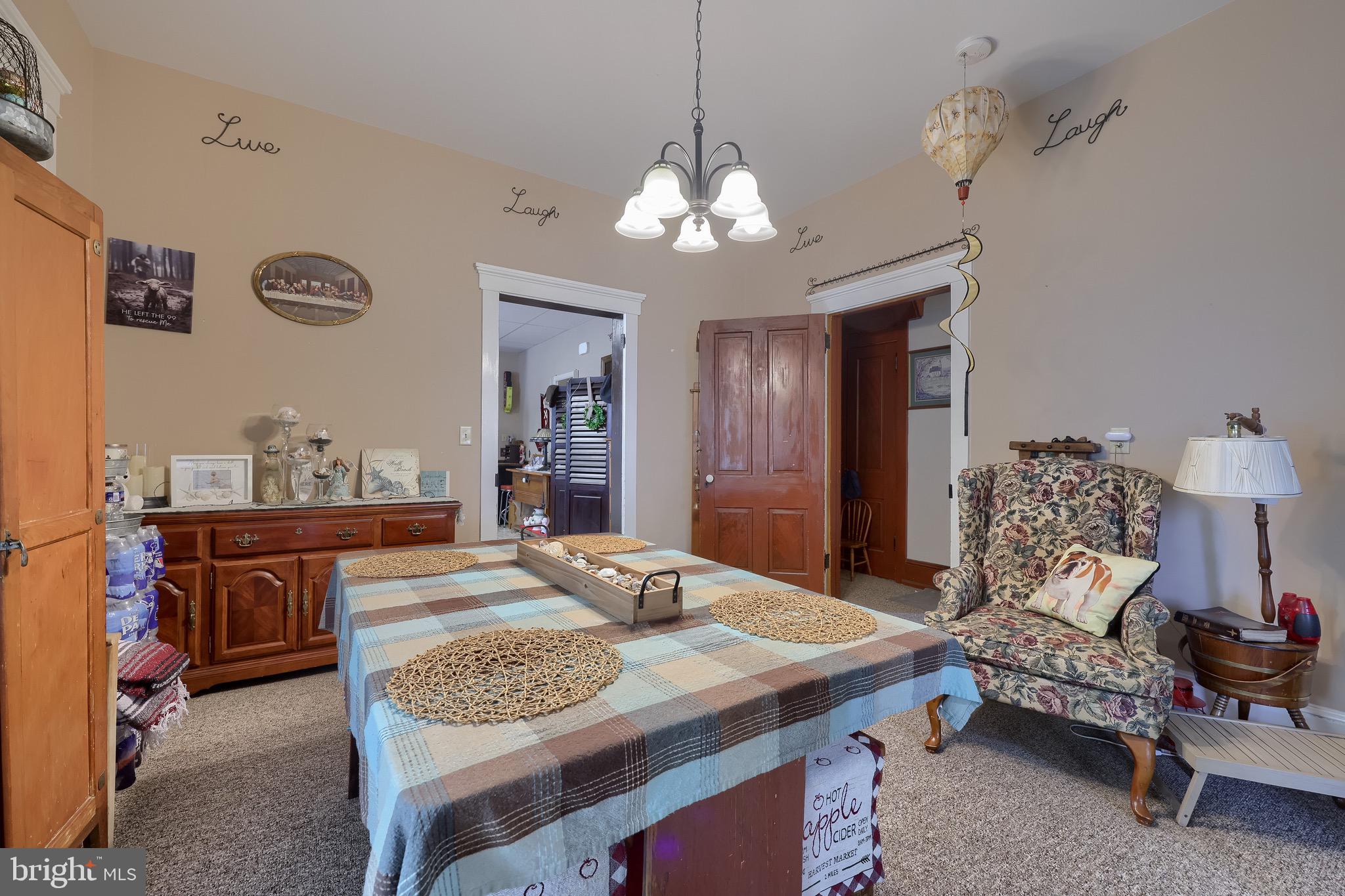 EAST EARL TWP - Residential