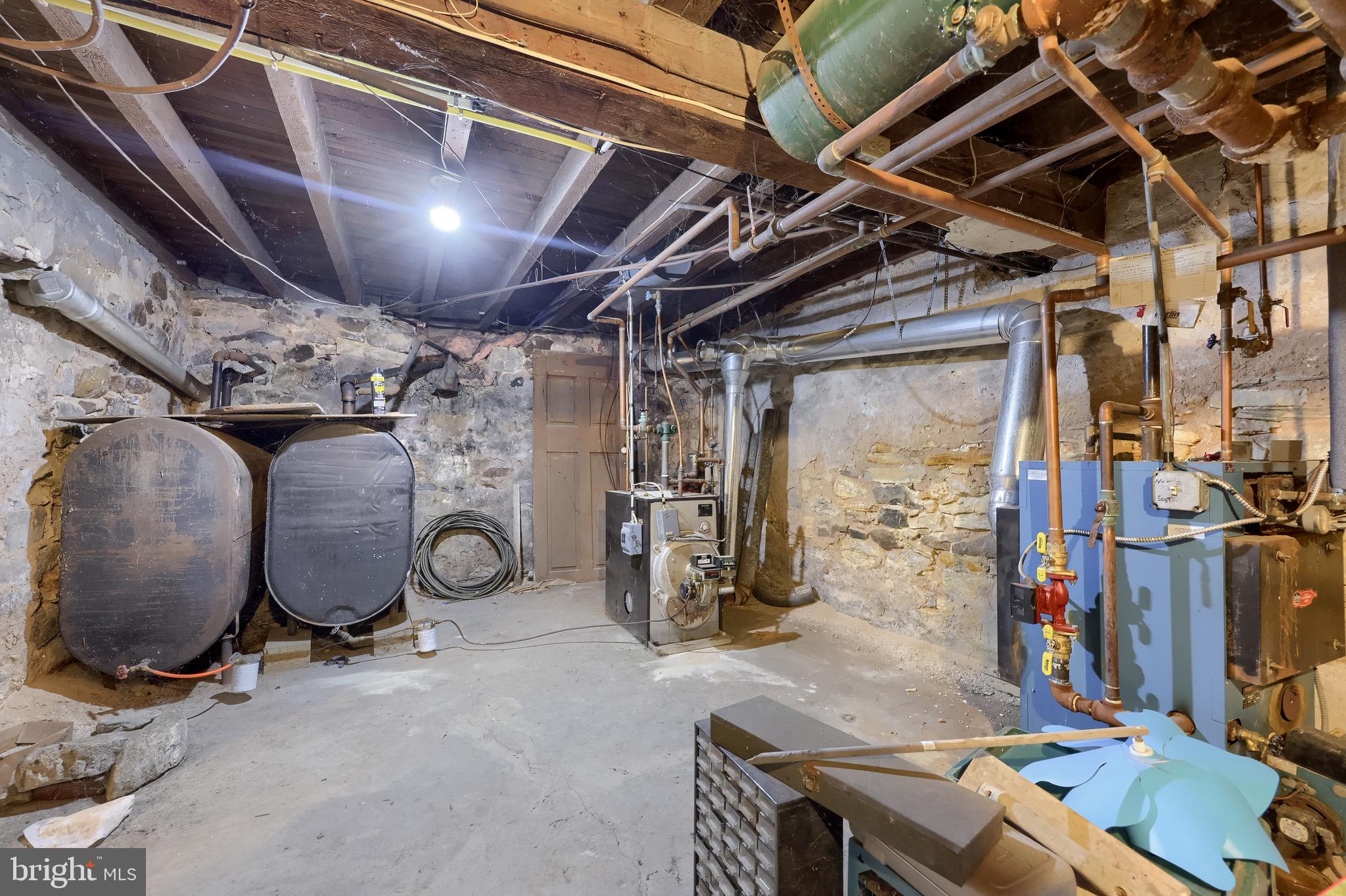 EAST EARL TWP - Residential