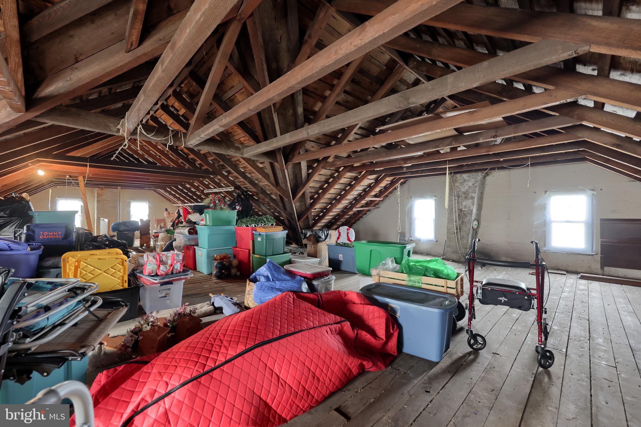 EAST EARL TWP - Residential