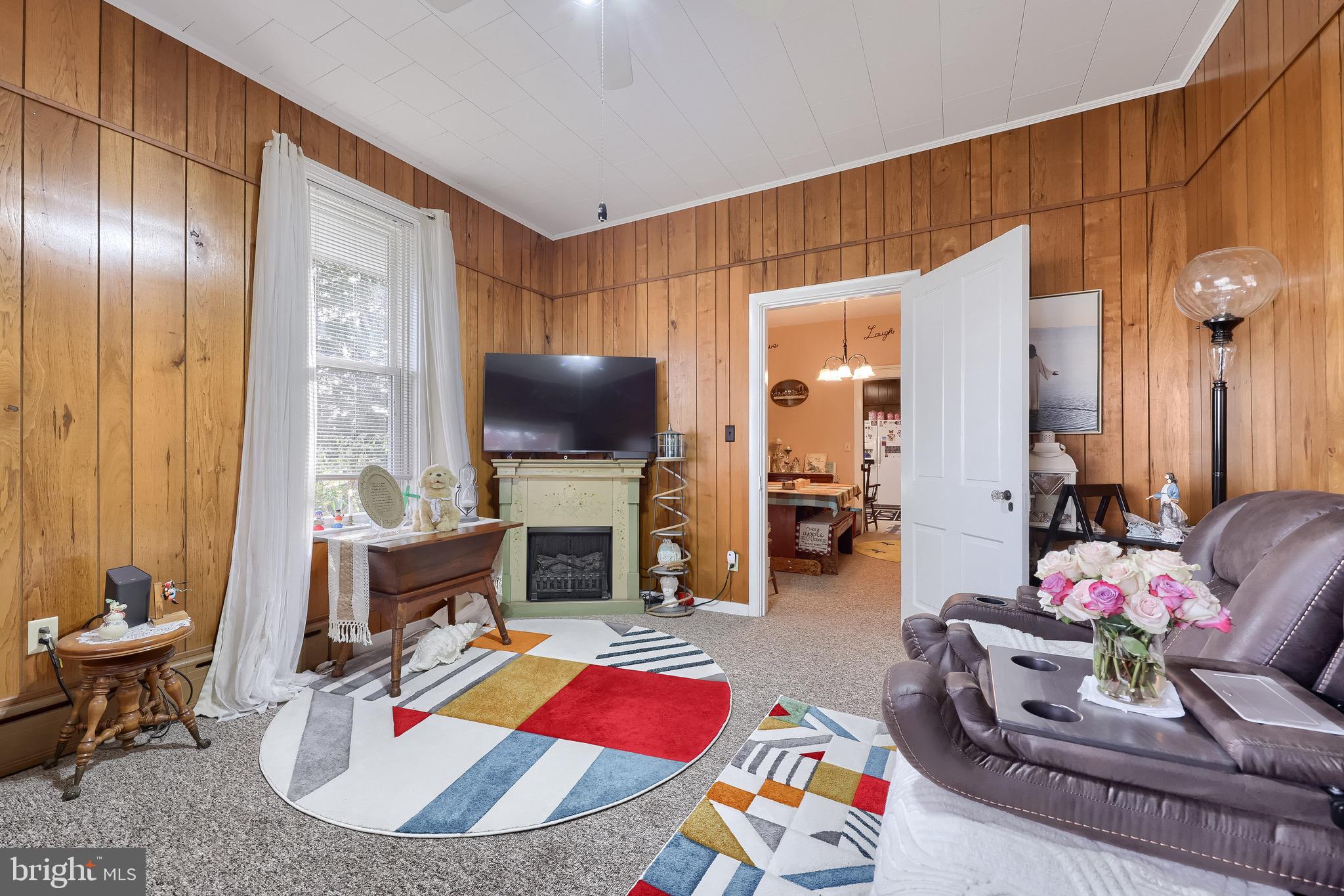 EAST EARL TWP - Residential