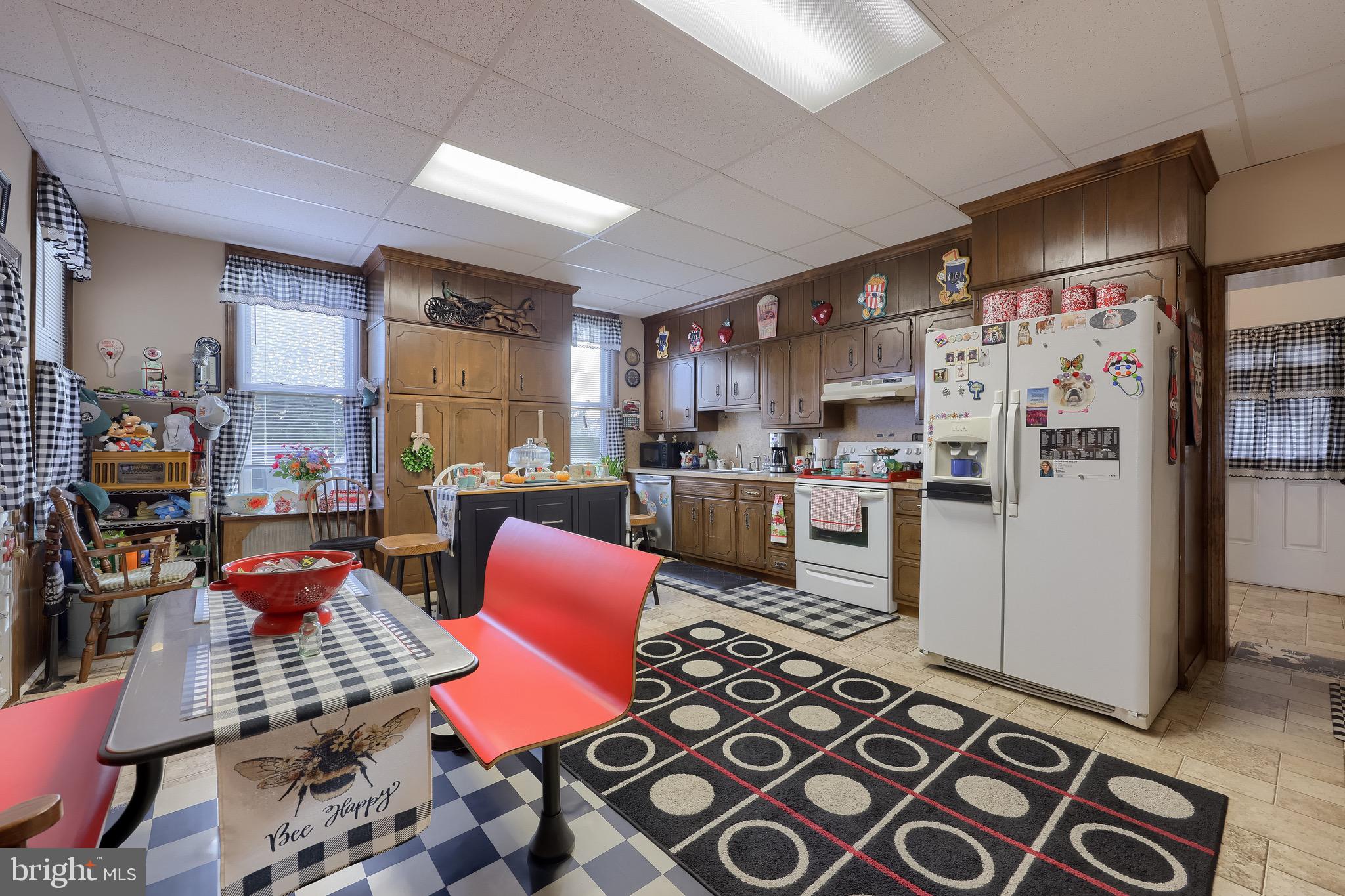 EAST EARL TWP - Residential