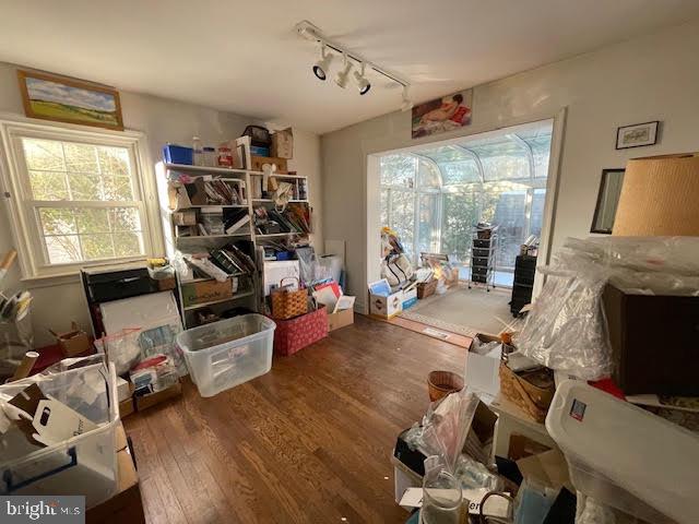 GLEN ECHO HEIGHTS - Residential