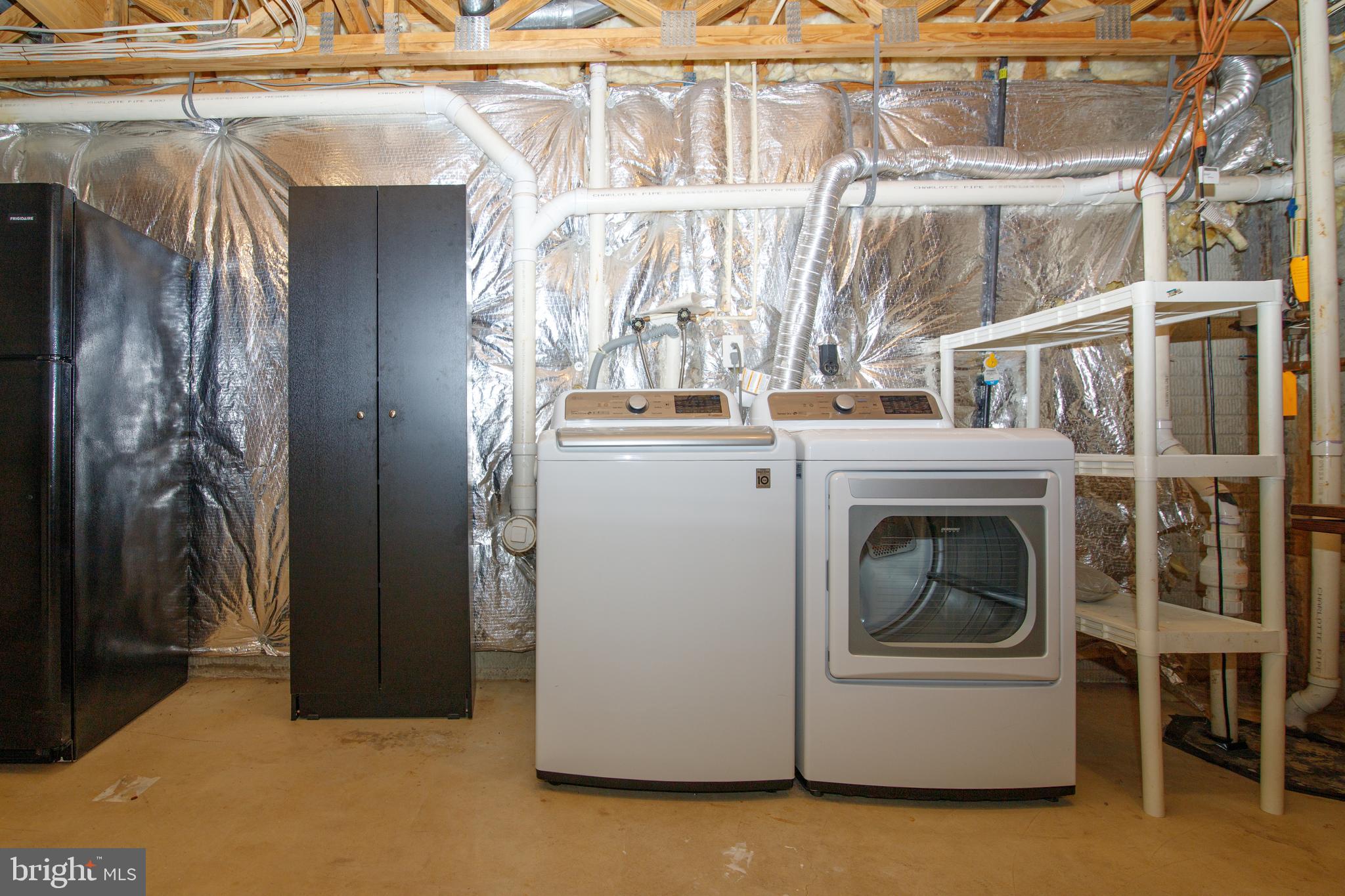 BUTTONWOODS - Residential