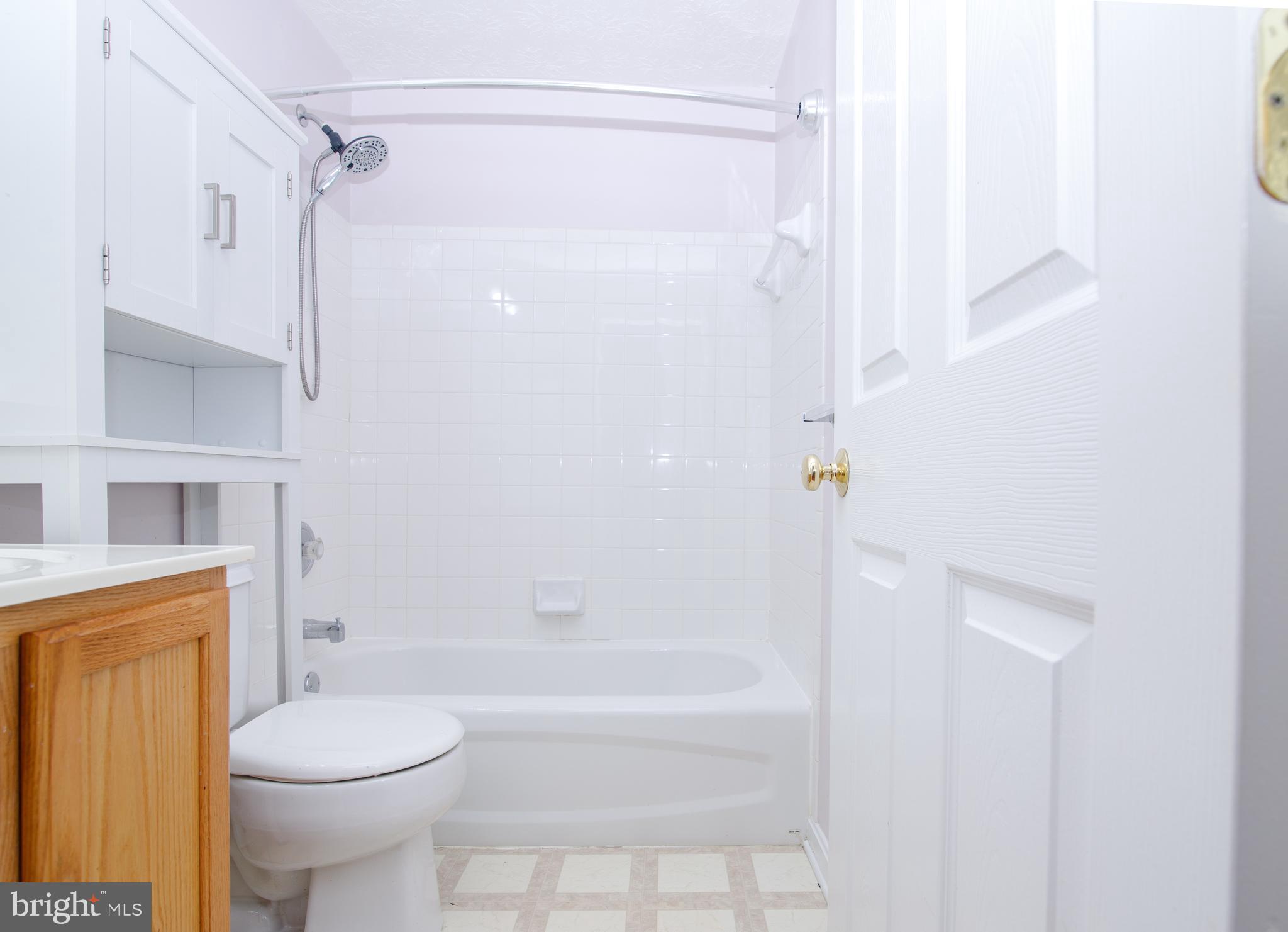 BUTTONWOODS - Residential