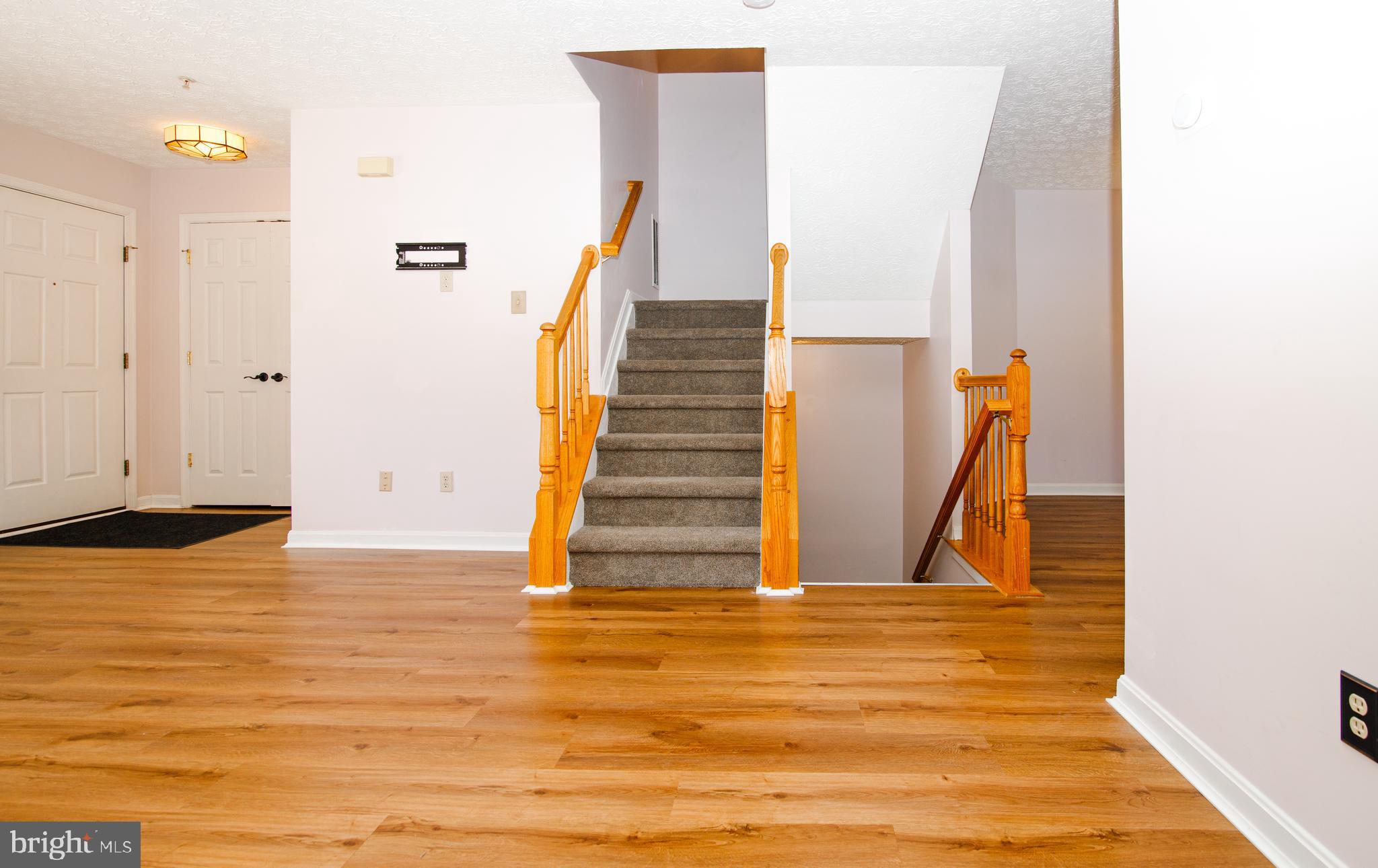 BUTTONWOODS - Residential