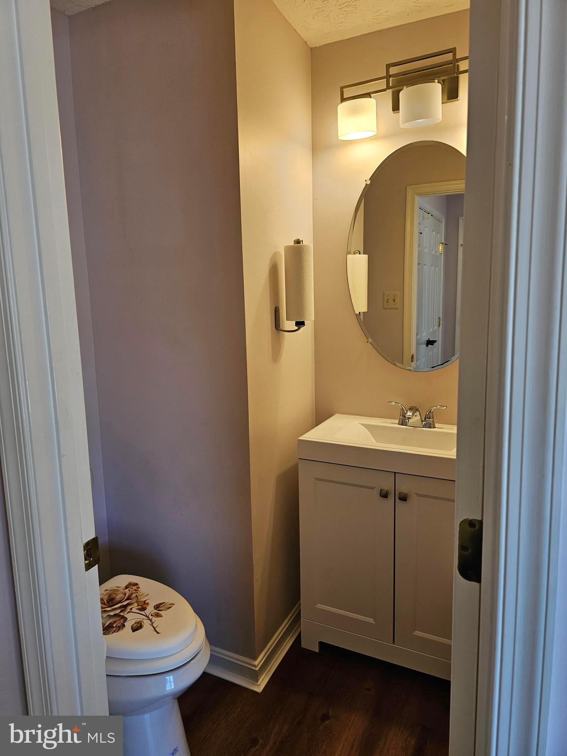 BUTTONWOODS - Residential