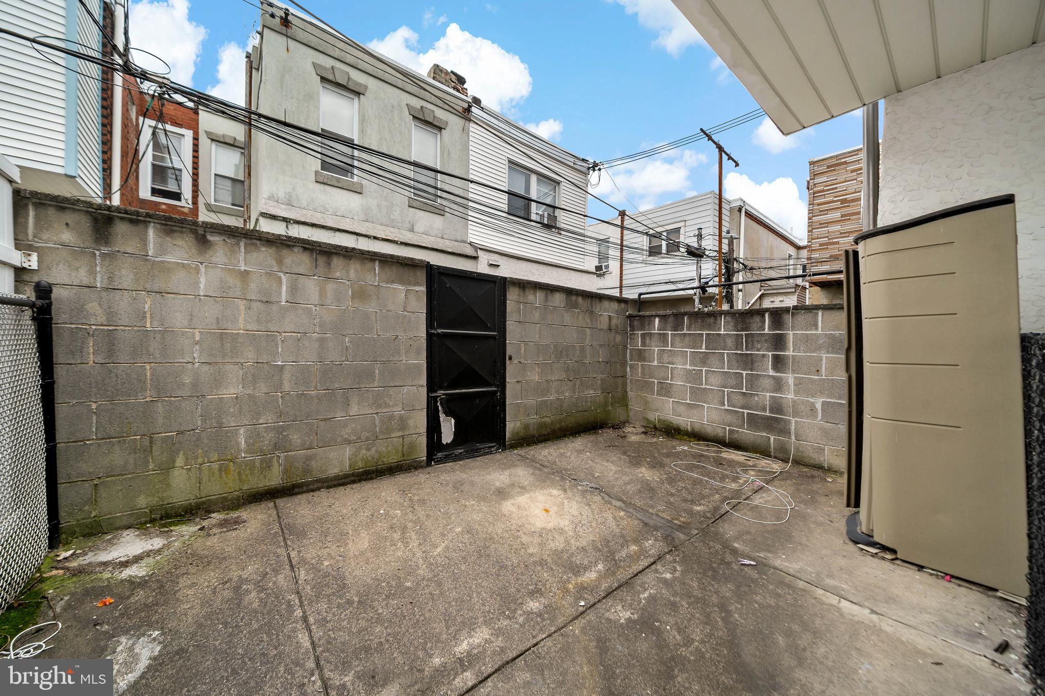 GIRARD ESTATES - Residential