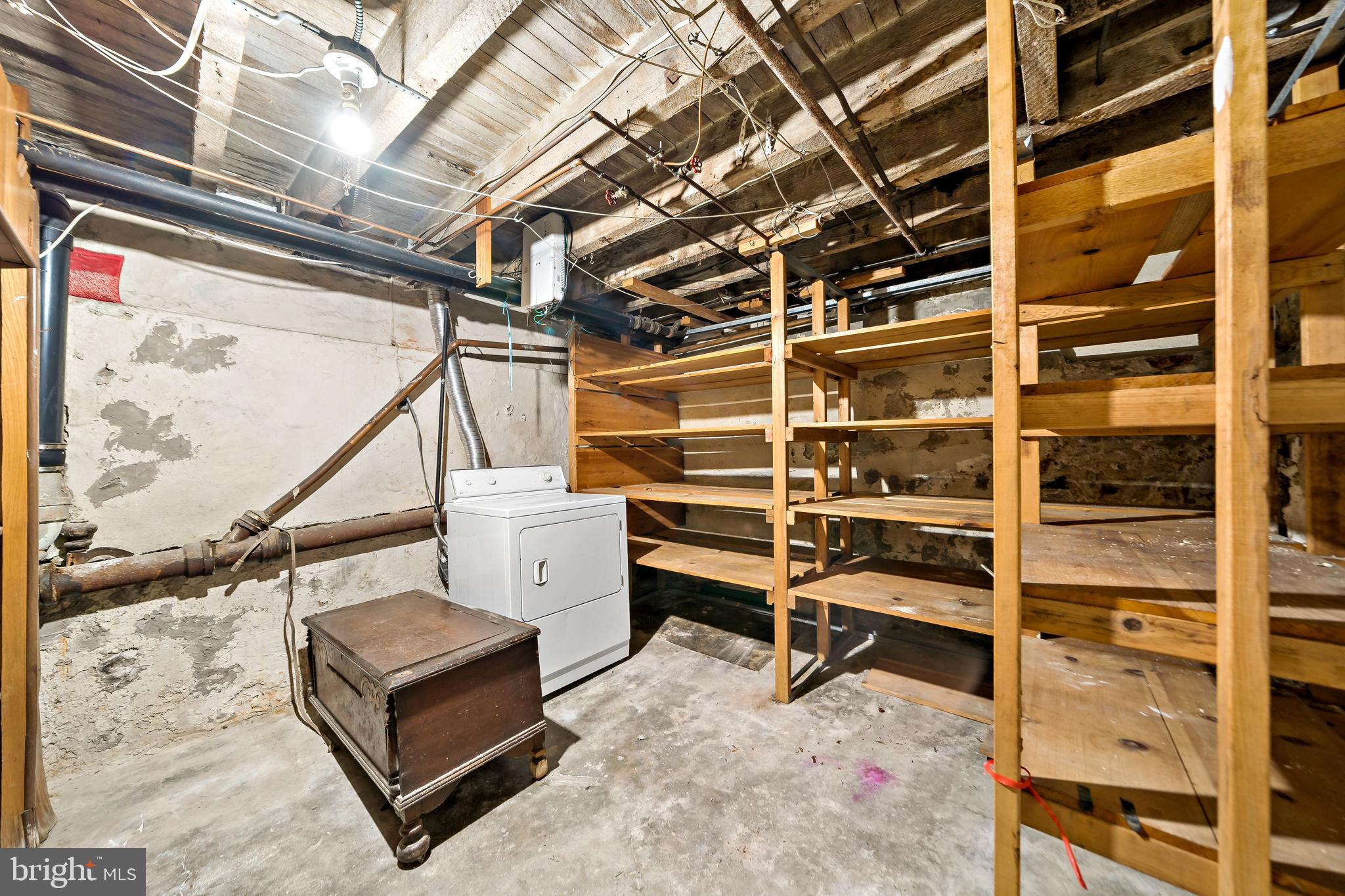 GIRARD ESTATES - Residential