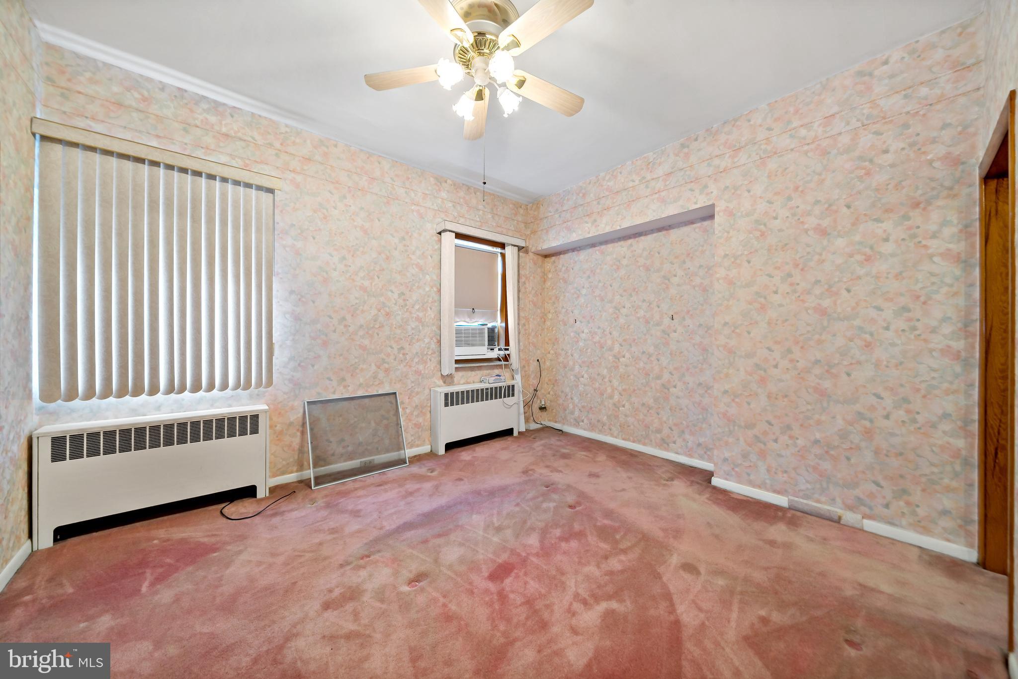 GIRARD ESTATES - Residential