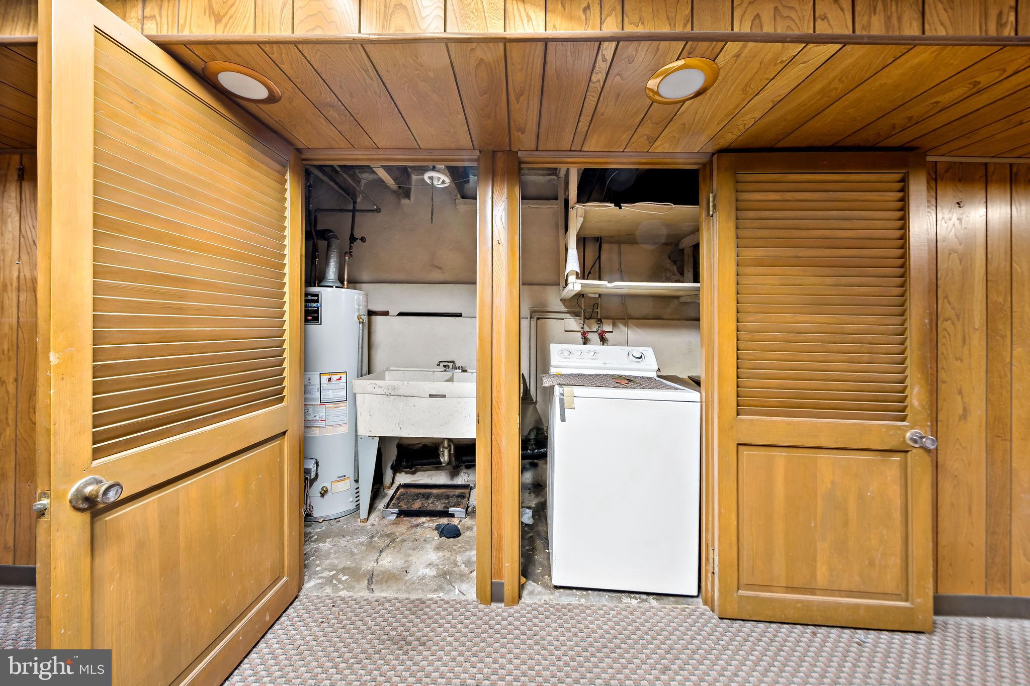 GIRARD ESTATES - Residential