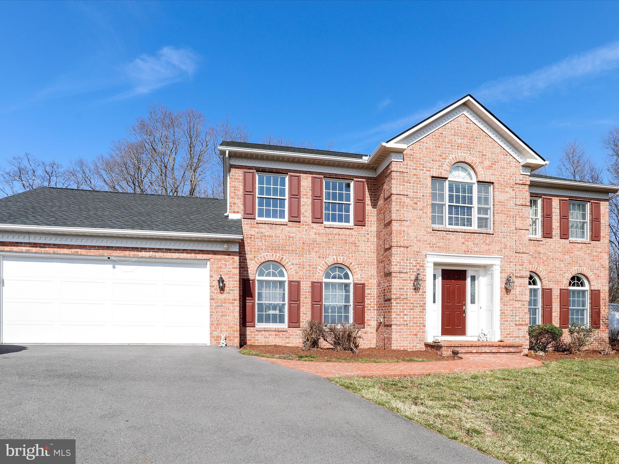 325 FRANCIS COURT