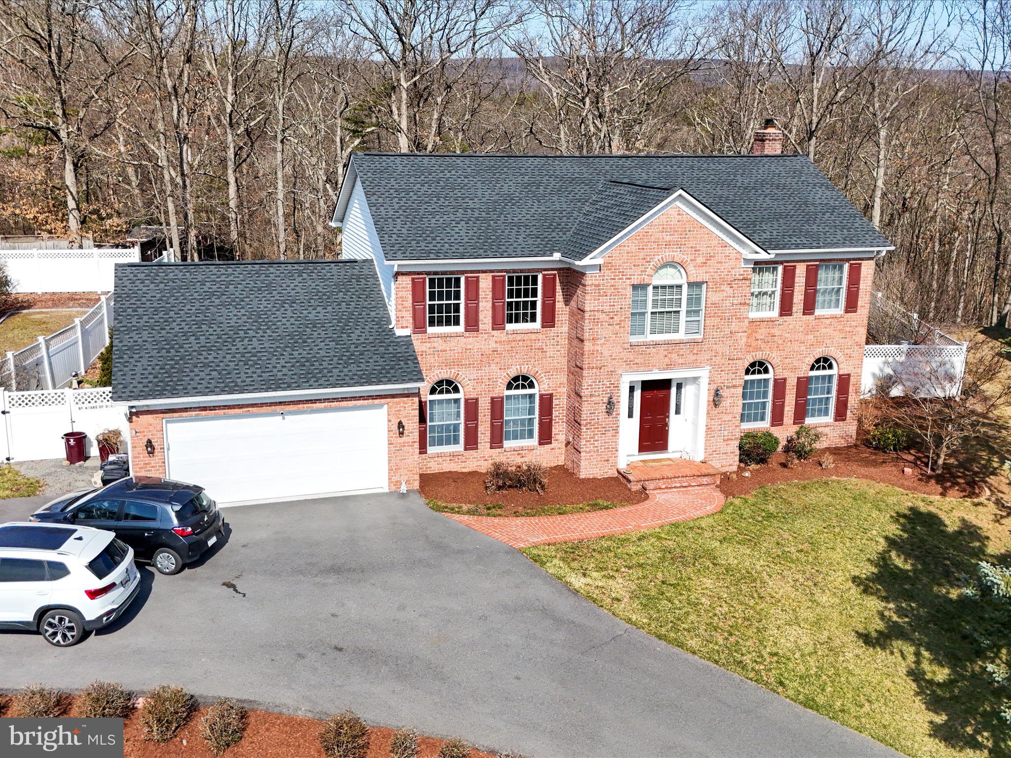 325 FRANCIS COURT