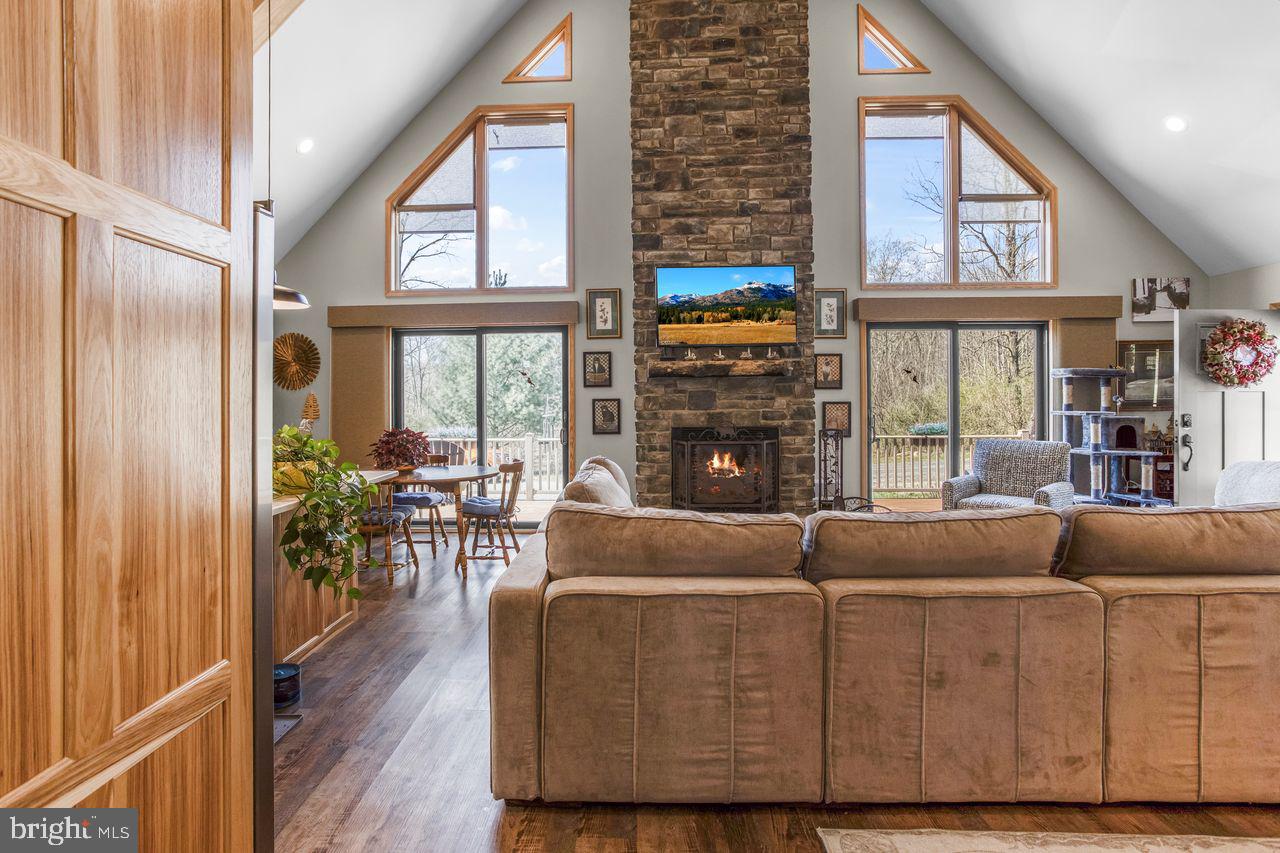 ALPINE LAKE RESORT - Residential