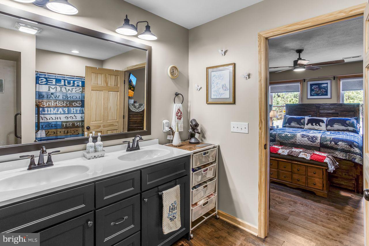 ALPINE LAKE RESORT - Residential