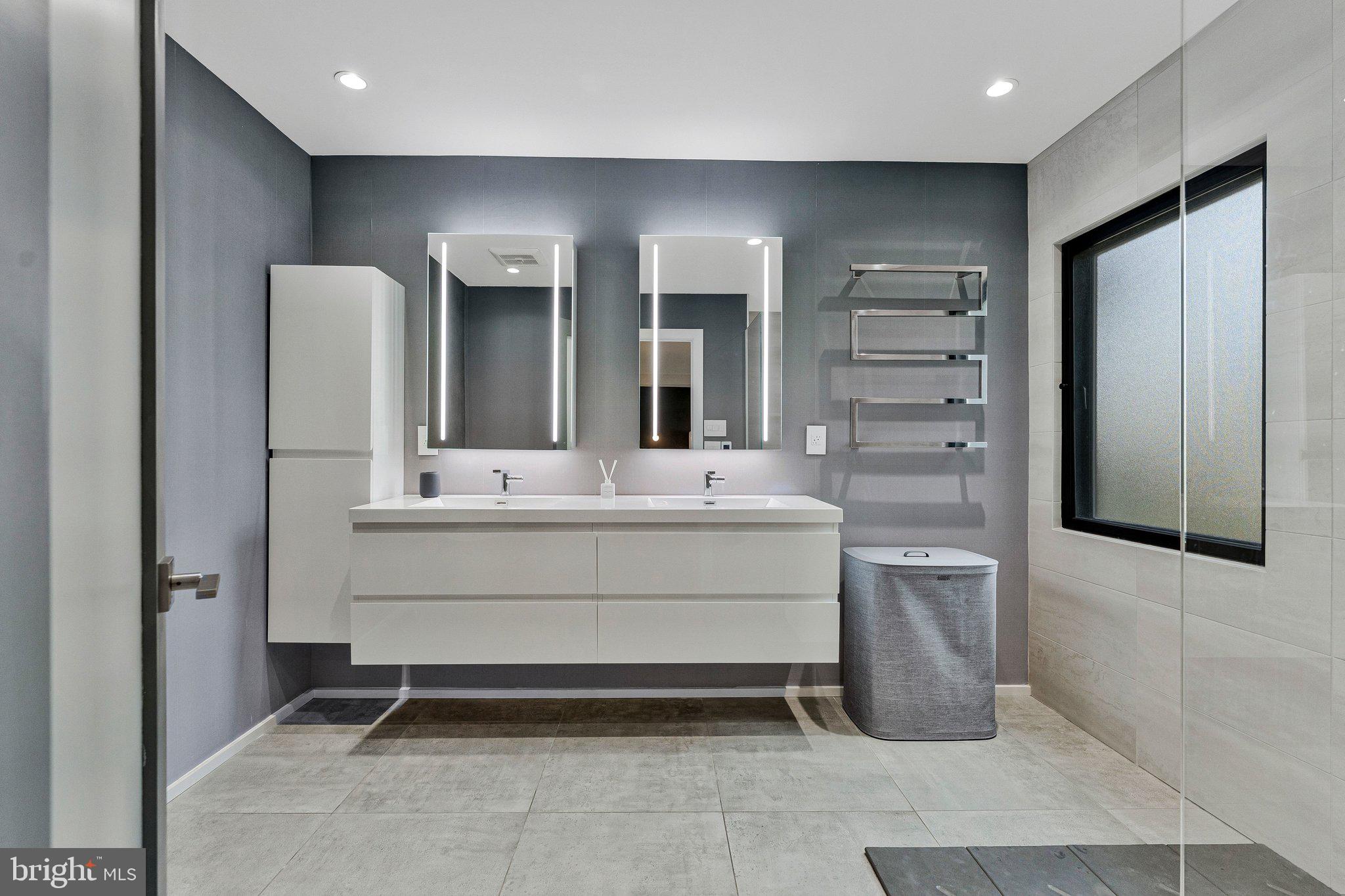 EVERMAY - Residential