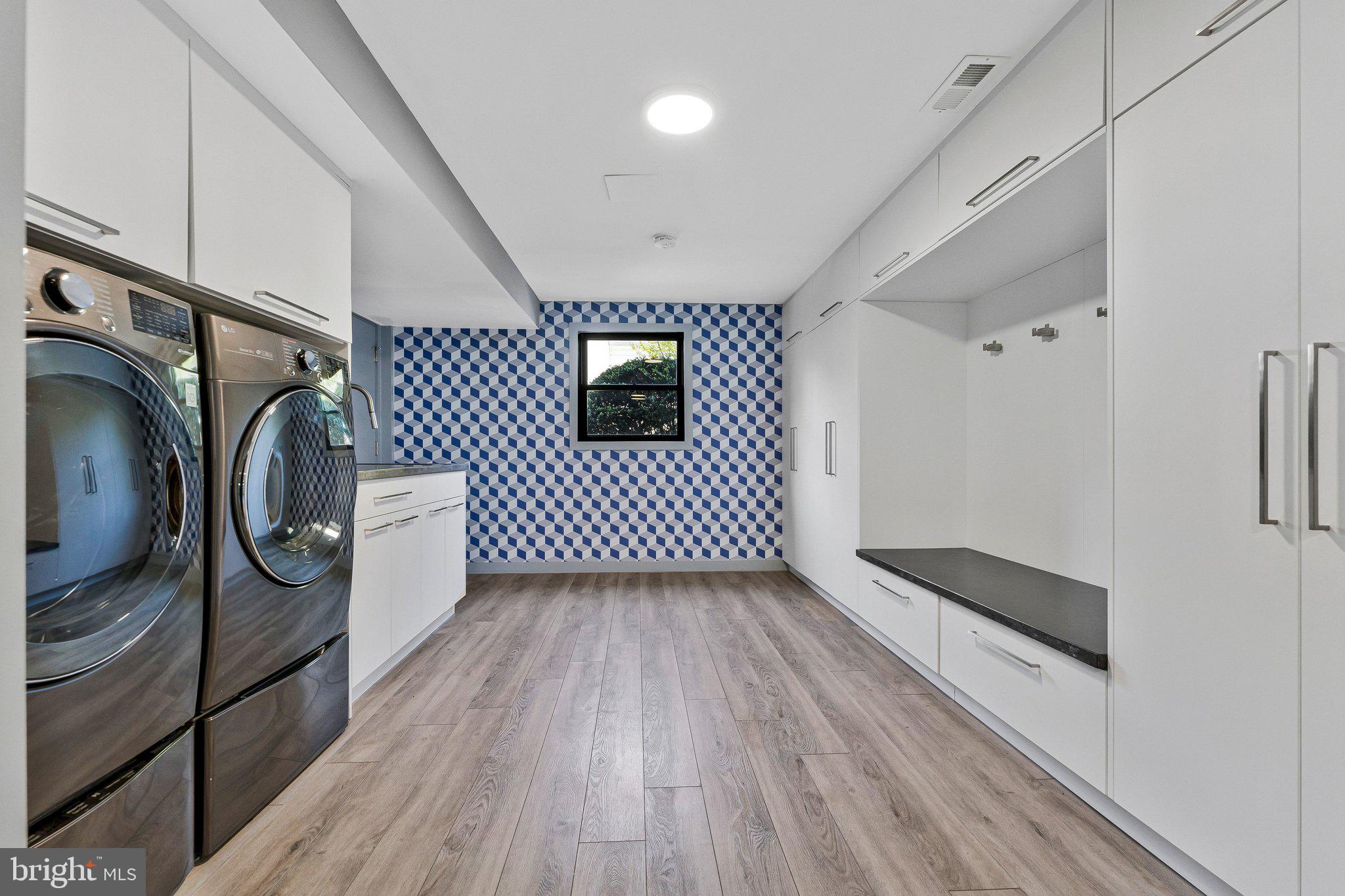 EVERMAY - Residential