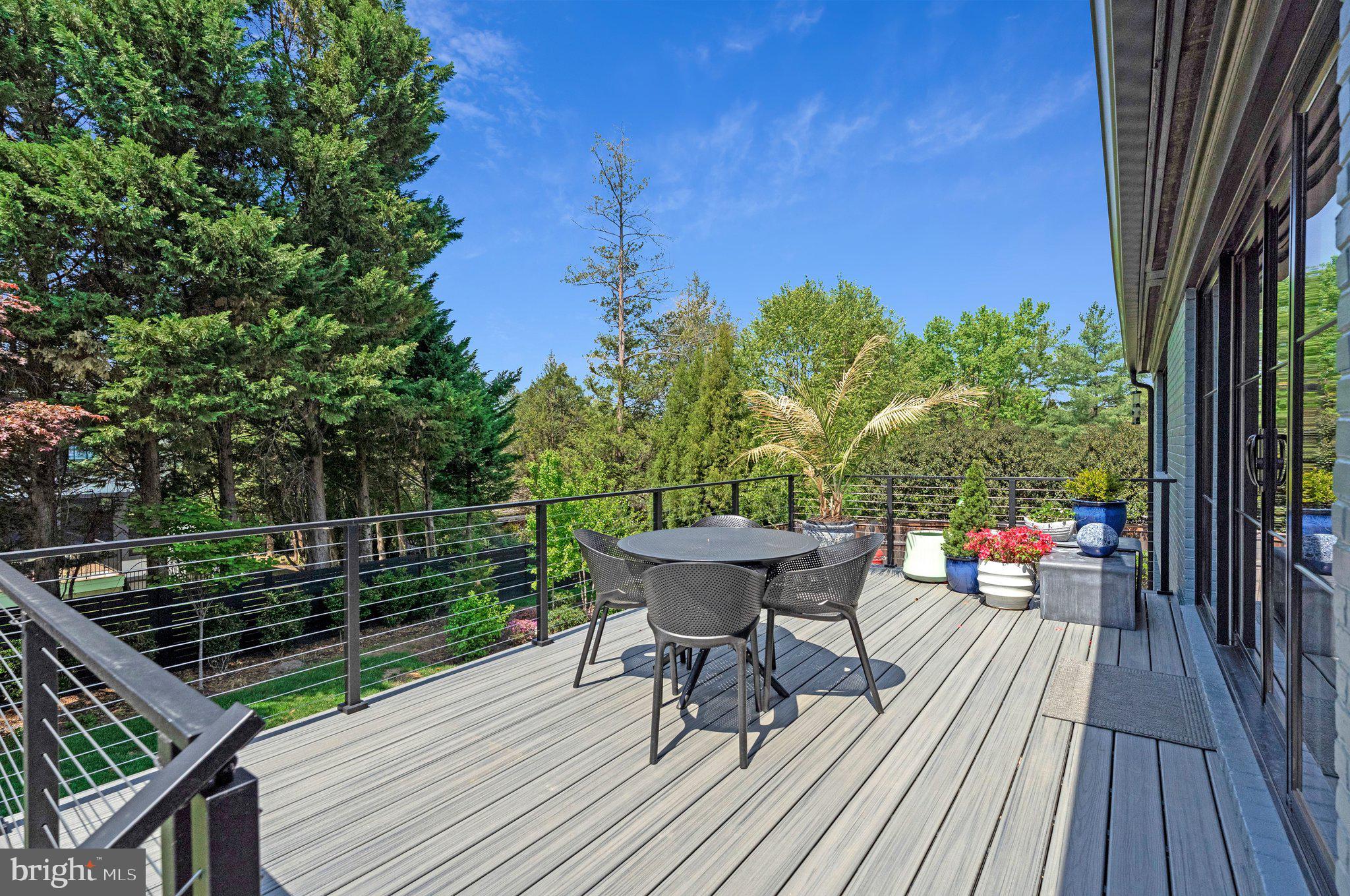 EVERMAY - Residential