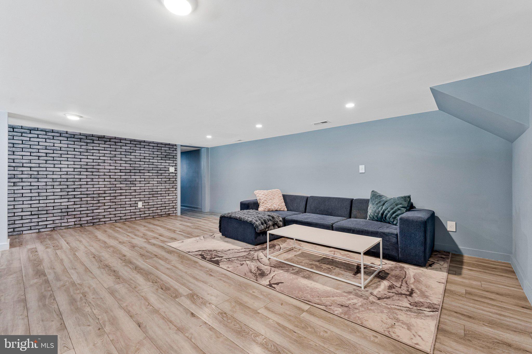 EVERMAY - Residential