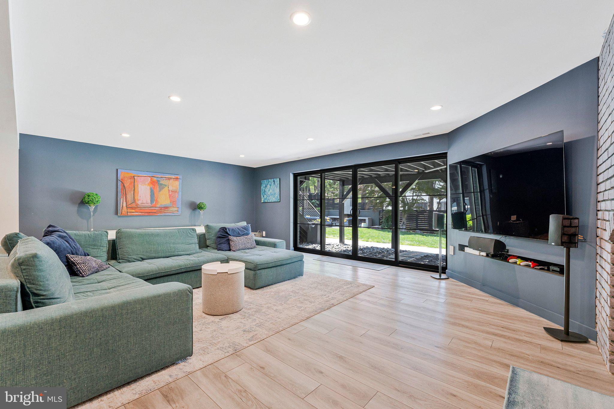 EVERMAY - Residential