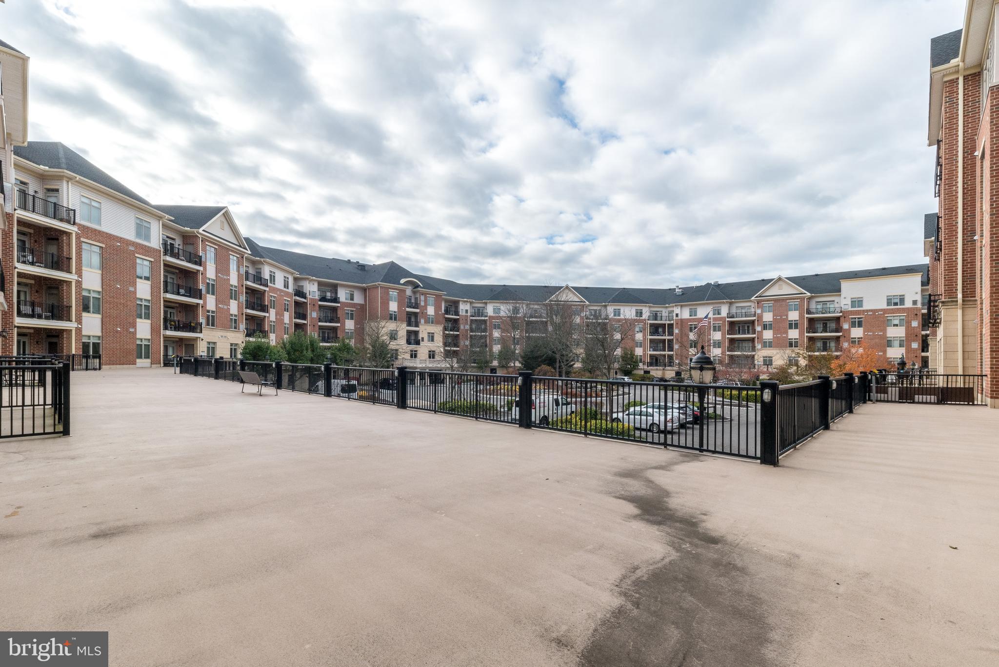 HUNTINGDON VALLEY - Residential