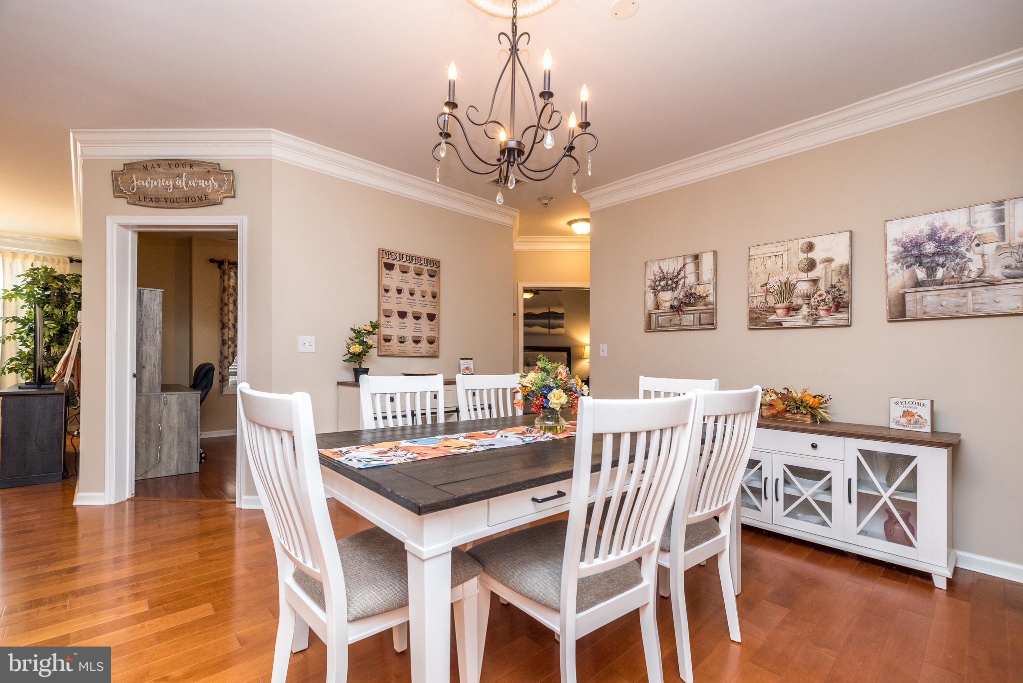 HUNTINGDON VALLEY - Residential