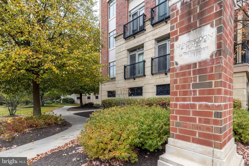 Photo of 207 Carson Terrace, HUNTINGDON VALLEY, PA 19006 (MLS # PAMC2160092)