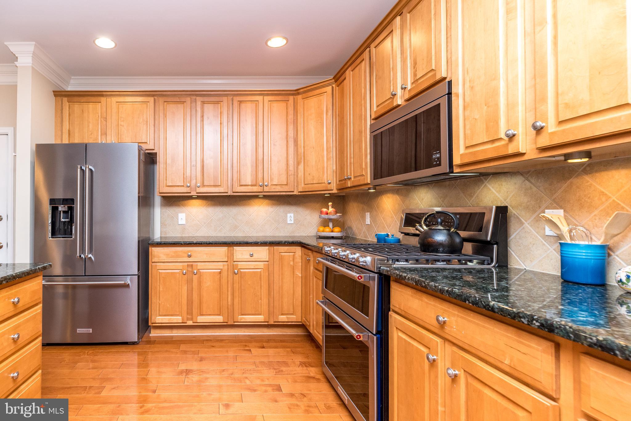 HUNTINGDON VALLEY - Residential