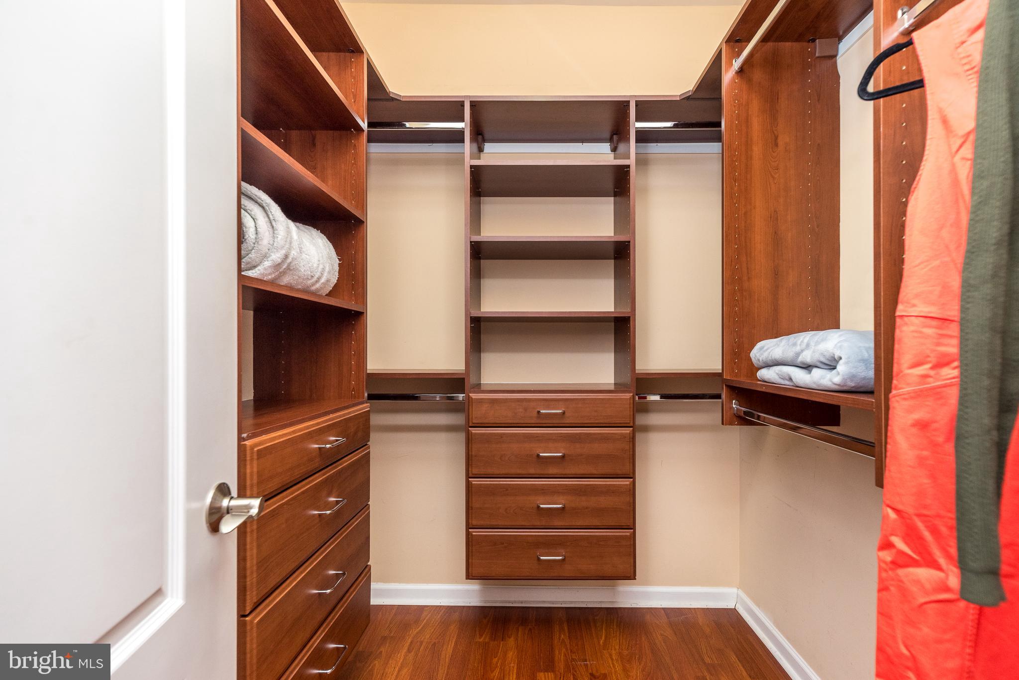 HUNTINGDON VALLEY - Residential