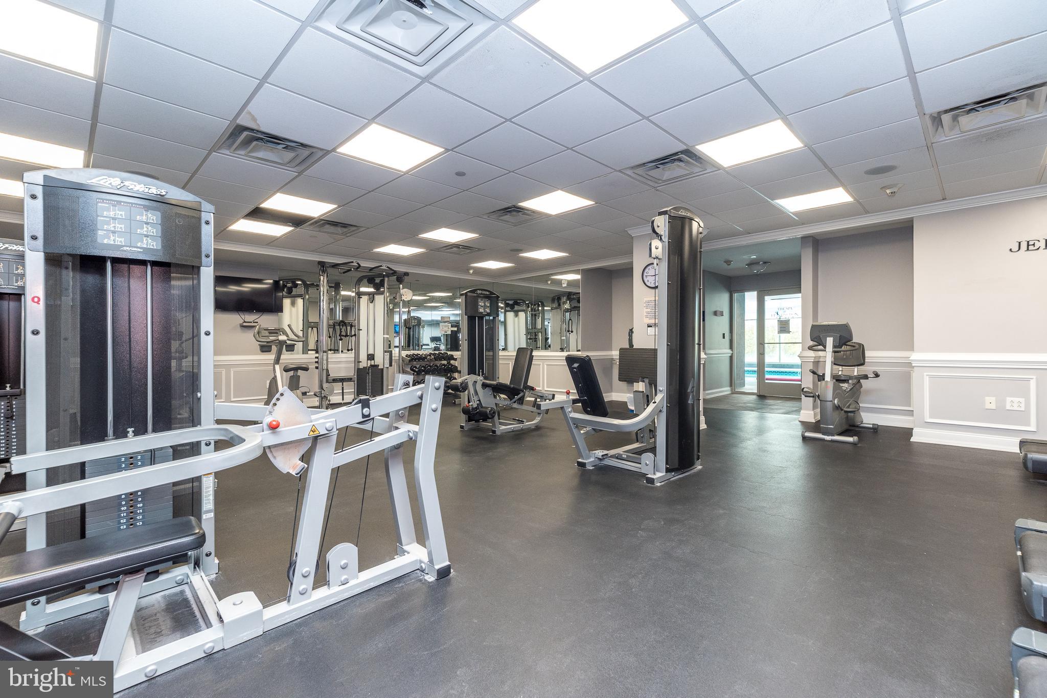 HUNTINGDON VALLEY - Residential