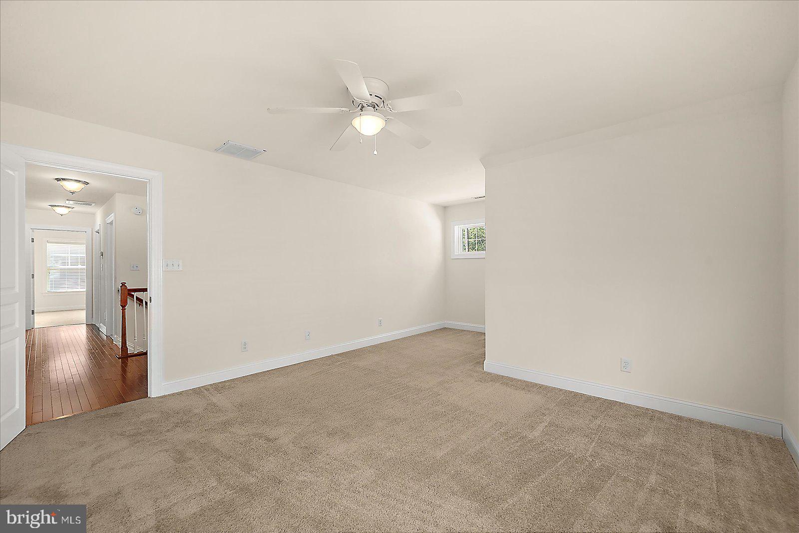 GLEN RIDDLE - Residential