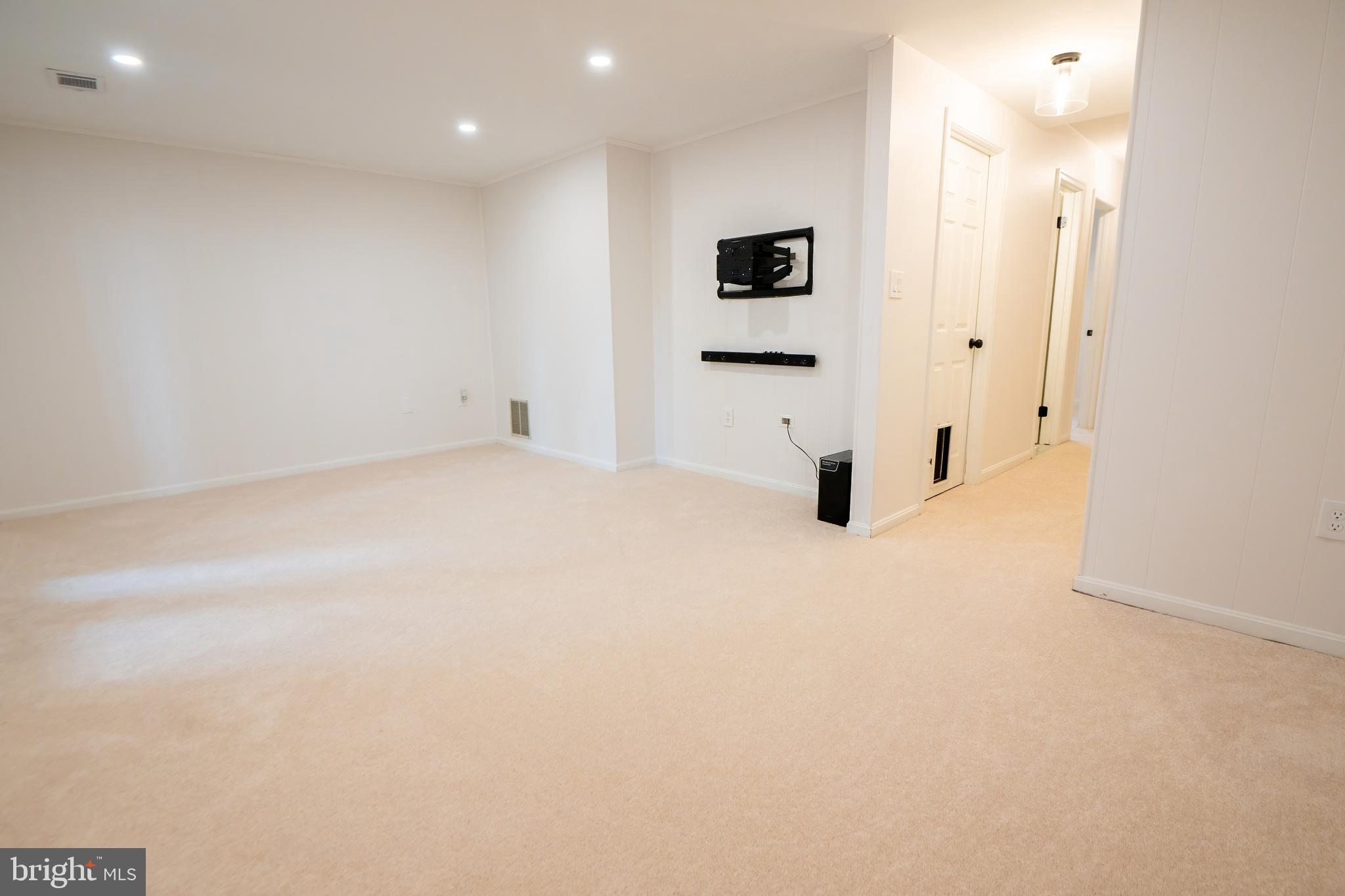 MARSHALL HEIGHTS - Residential Lease